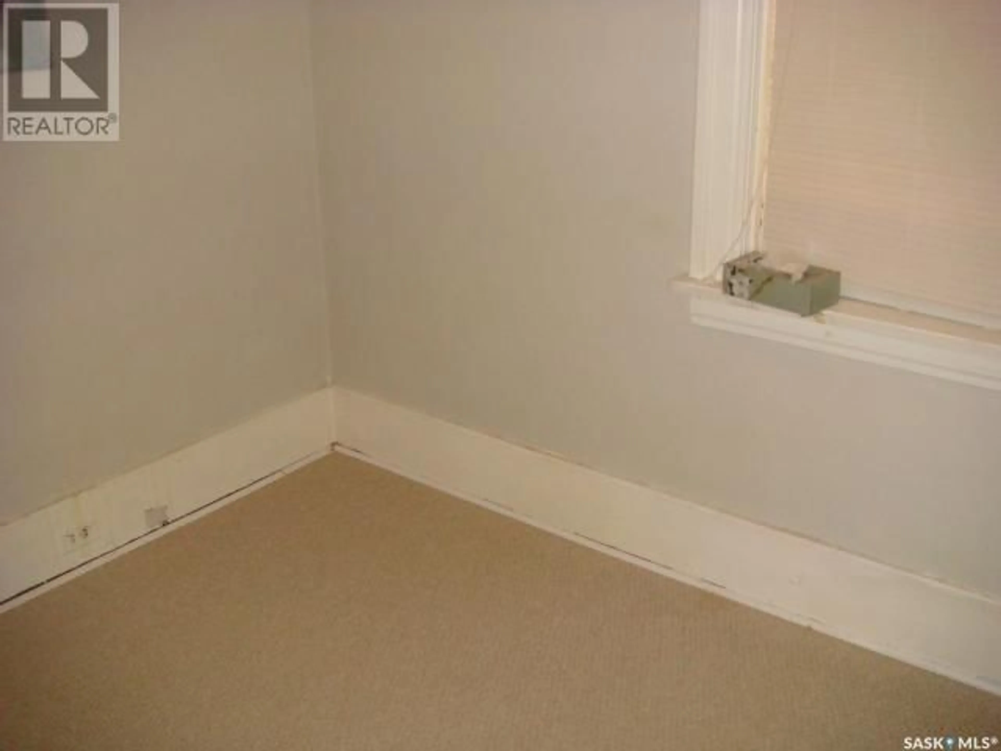 A pic of a room for 1535 VICTORIA AVENUE, Regina Saskatchewan S4P0P6