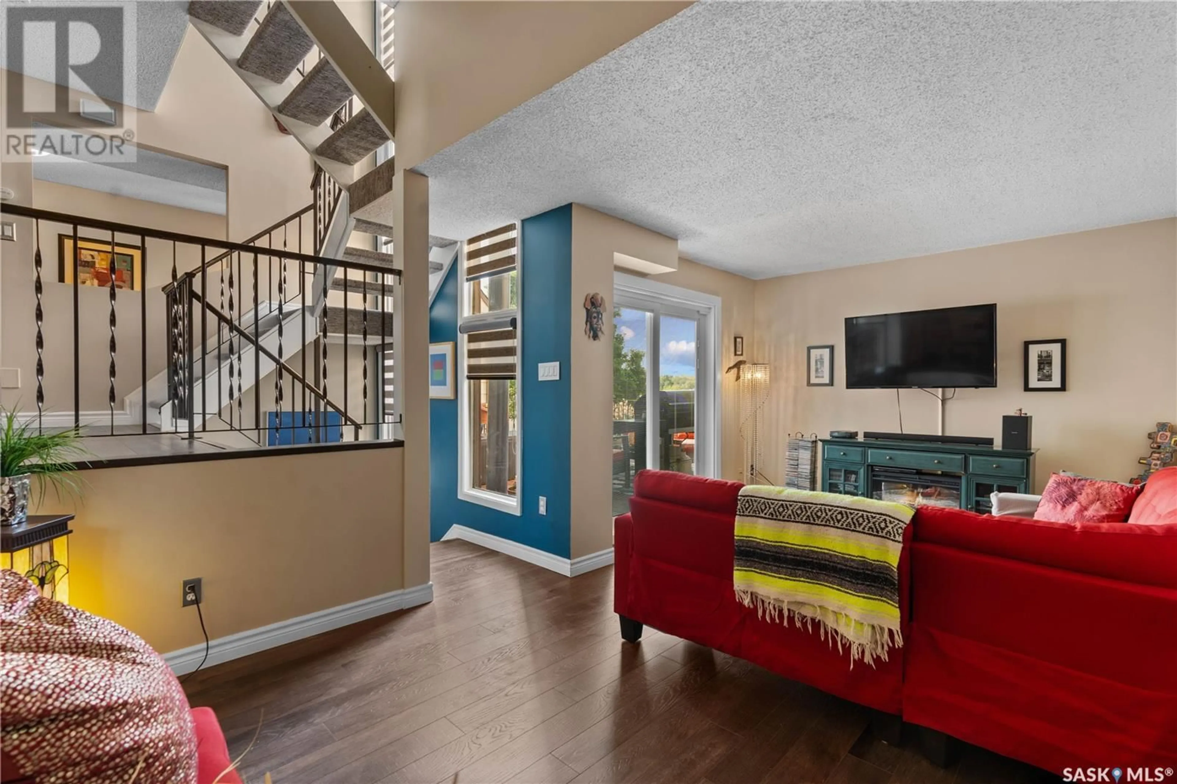 Unknown for 5036 10TH AVENUE, Regina Saskatchewan S4T7P4