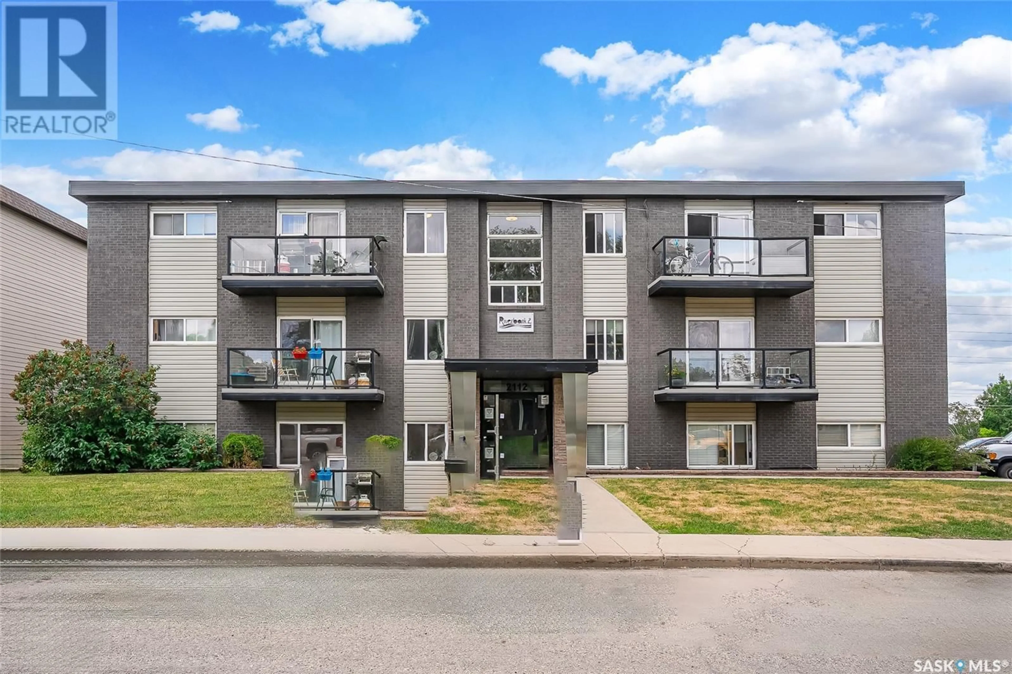 Patio, unknown for 11 - 2112 STE CECILIA AVENUE, Saskatoon Saskatchewan S7M0P2