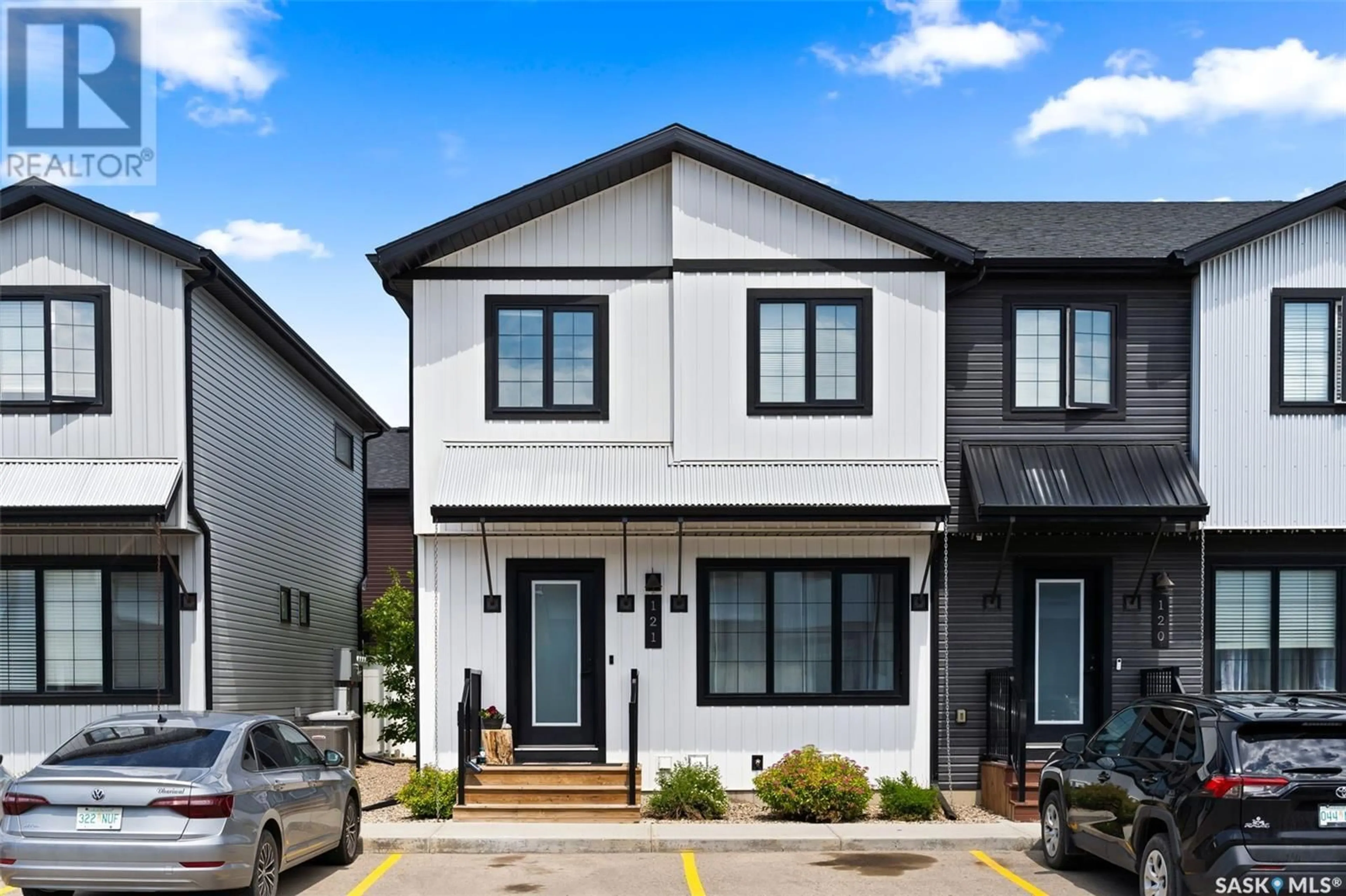 Home with vinyl exterior material, street for 2715 - 121 NARCISSE DRIVE, Regina Saskatchewan S4X0P8