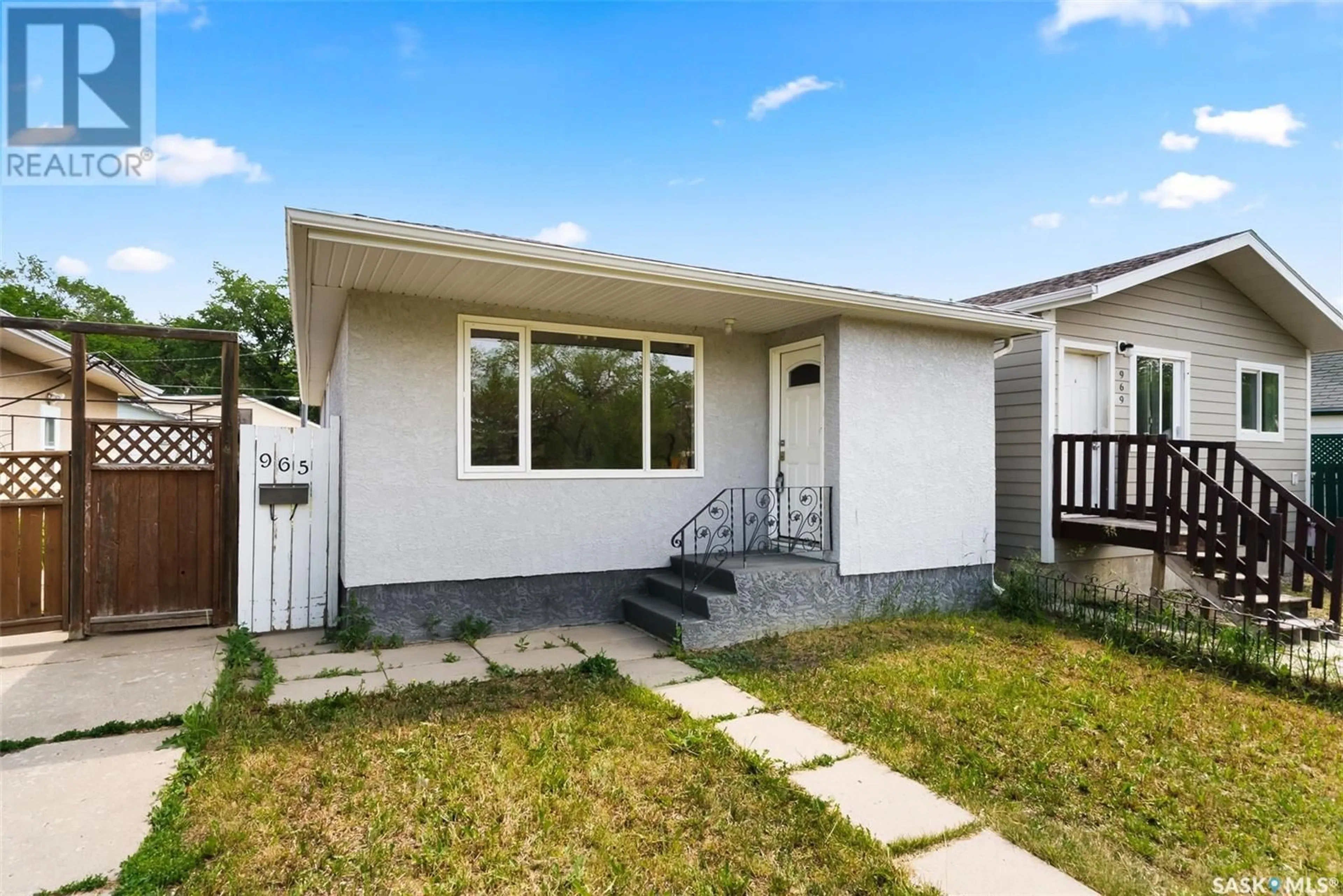 Home with vinyl exterior material, street for 965 CAMERON STREET, Regina Saskatchewan S4T2S5