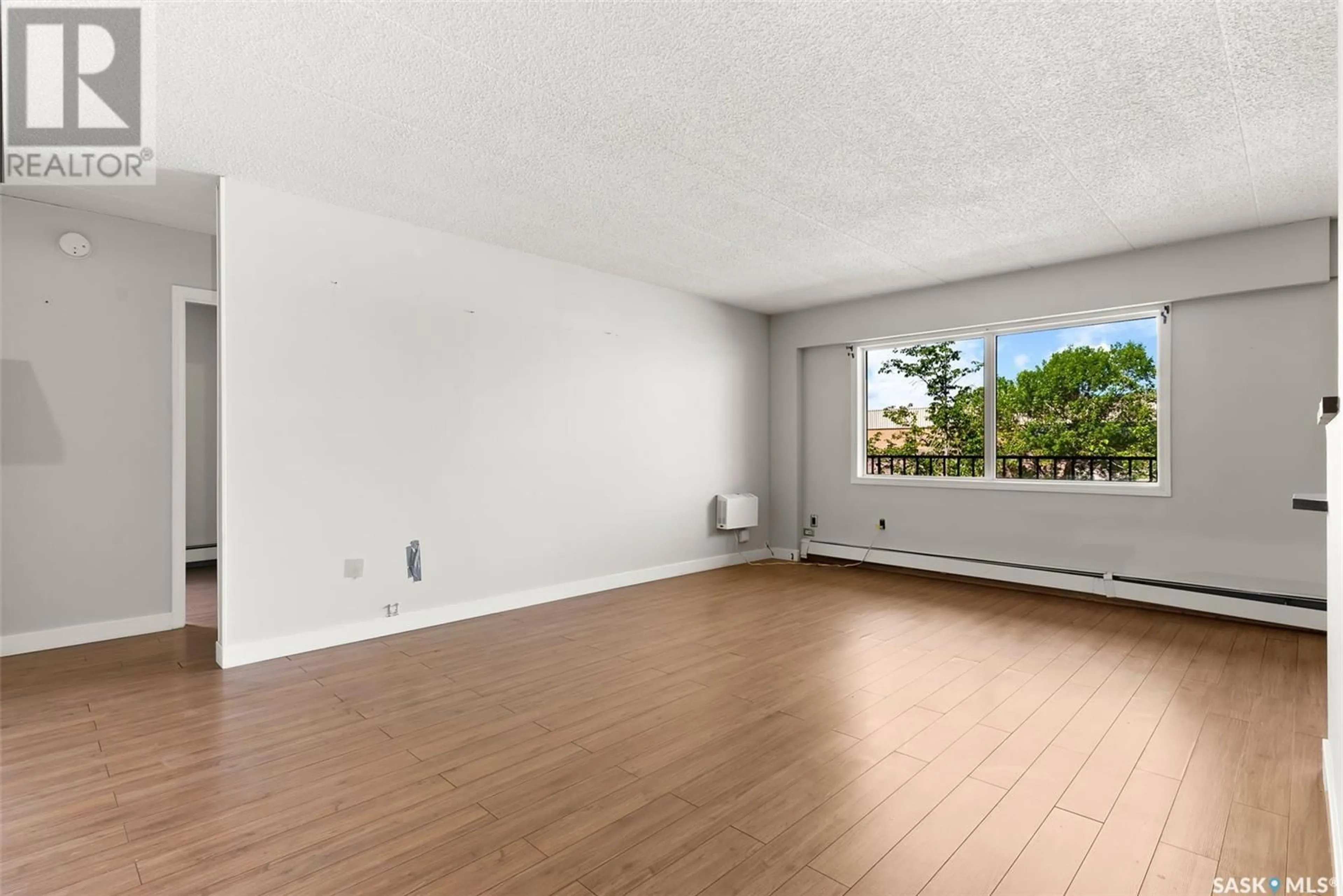 A pic of a room for N - 7 405 LORNE STREET, Regina Saskatchewan S4R3B2