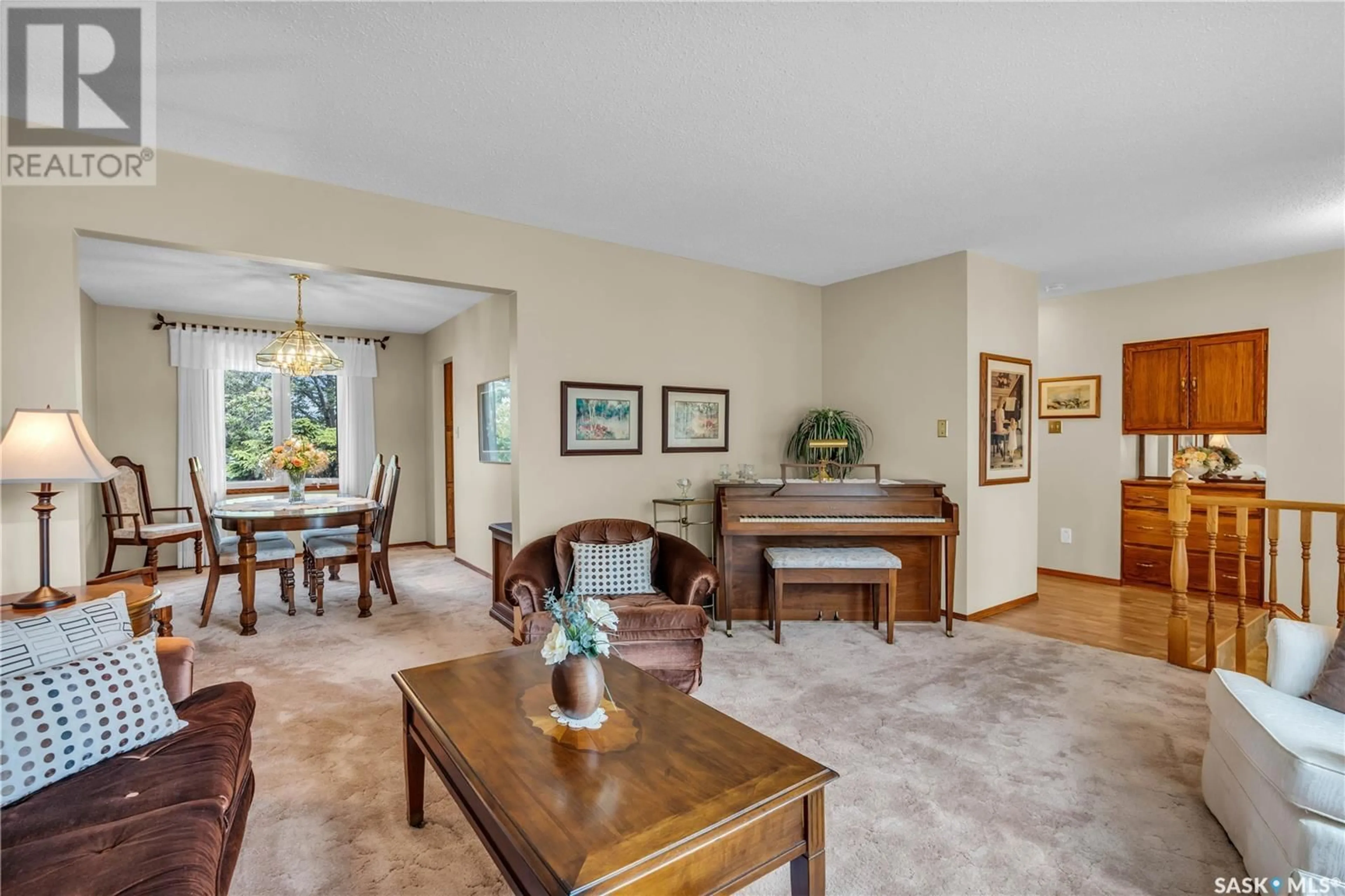 Living room with furniture, unknown for 323 ZEMAN CRESCENT, Saskatoon Saskatchewan S7K7W6