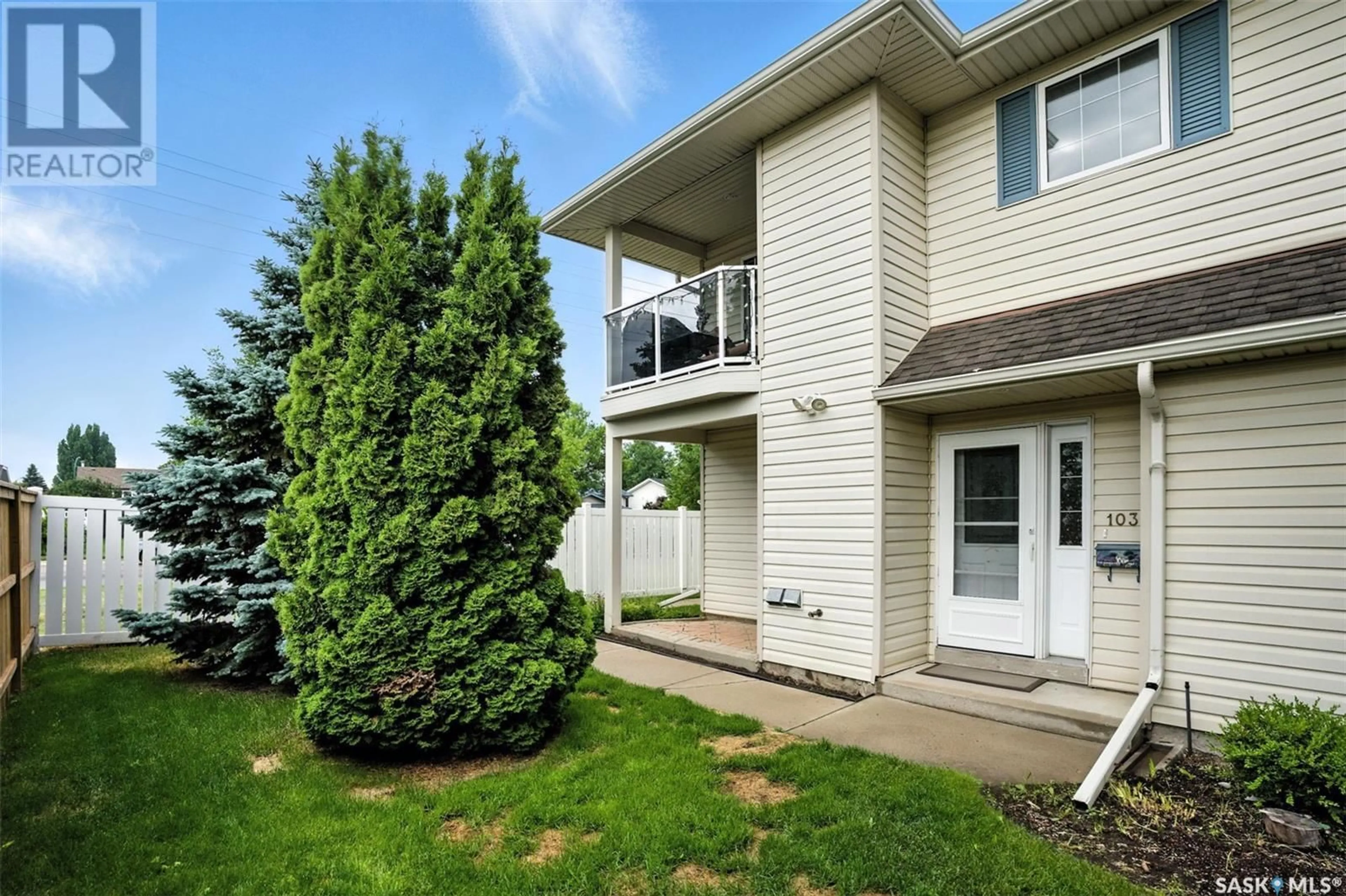 Home with vinyl exterior material, unknown for 103C - 425 KEEVIL CRESCENT, Saskatoon Saskatchewan S7N4R9