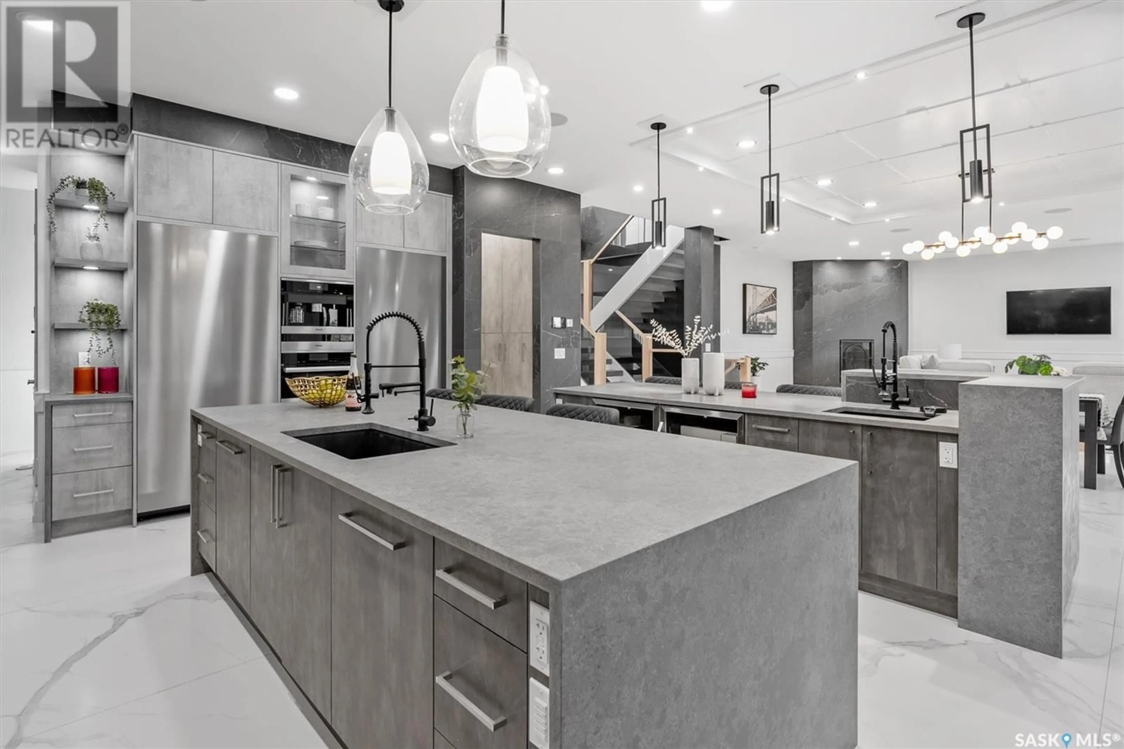 Contemporary kitchen, unknown for 19 ABBEY ROAD, Corman Park Rm No. 344 Saskatchewan S0K2T0