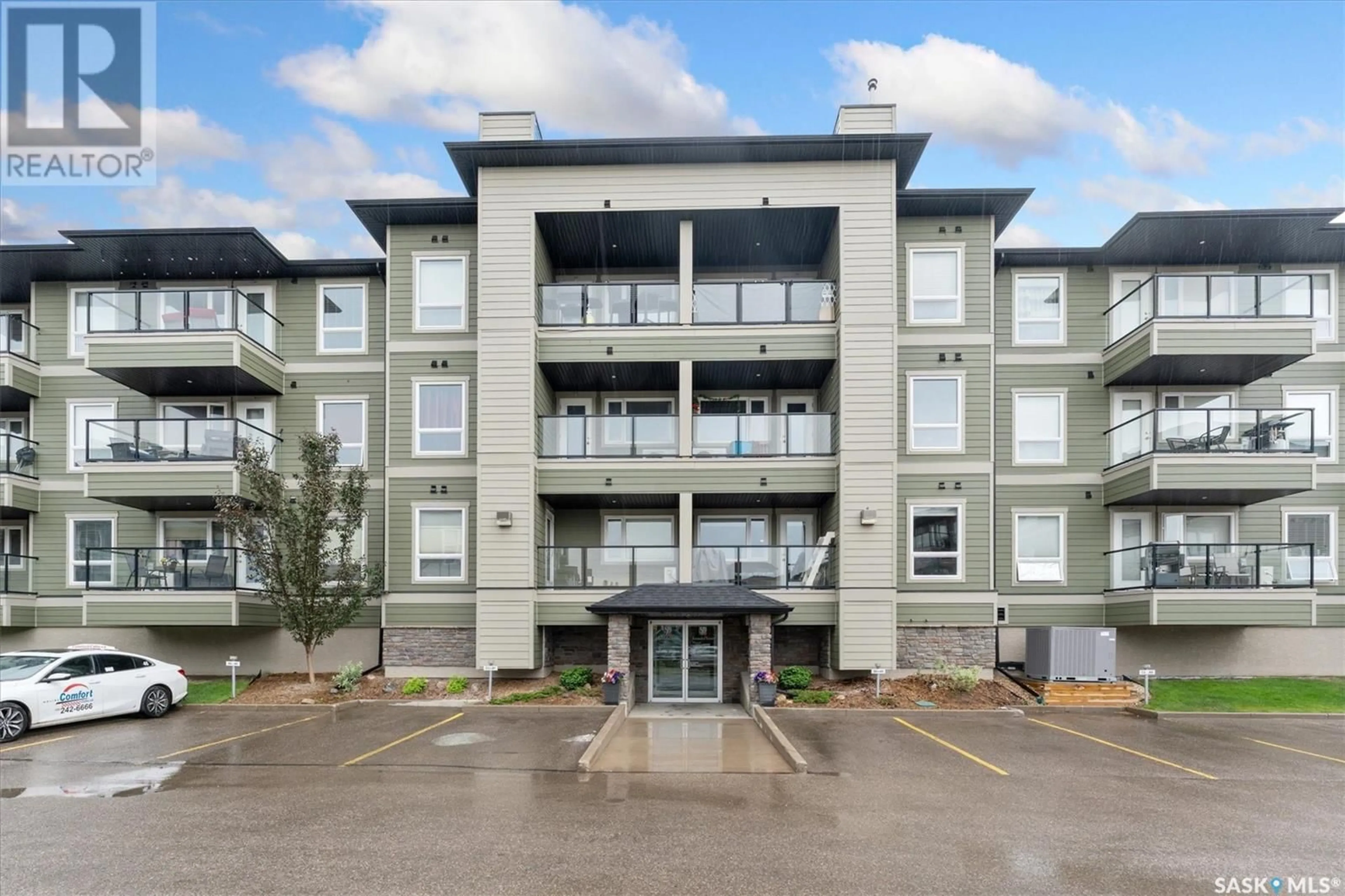 Unknown for 102 - 1103 WILLIS CRESCENT, Saskatoon Saskatchewan S7T0N3