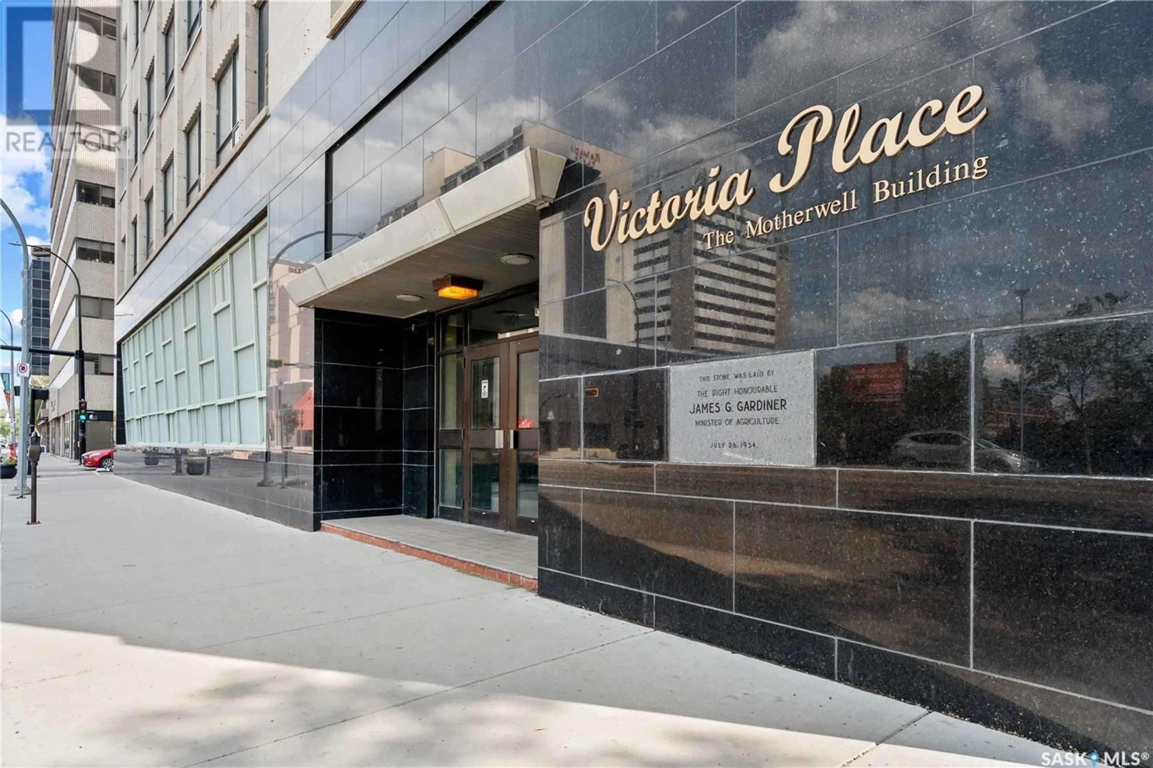 Lobby for 503 1901 VICTORIA AVENUE, Regina Saskatchewan S4P3R4