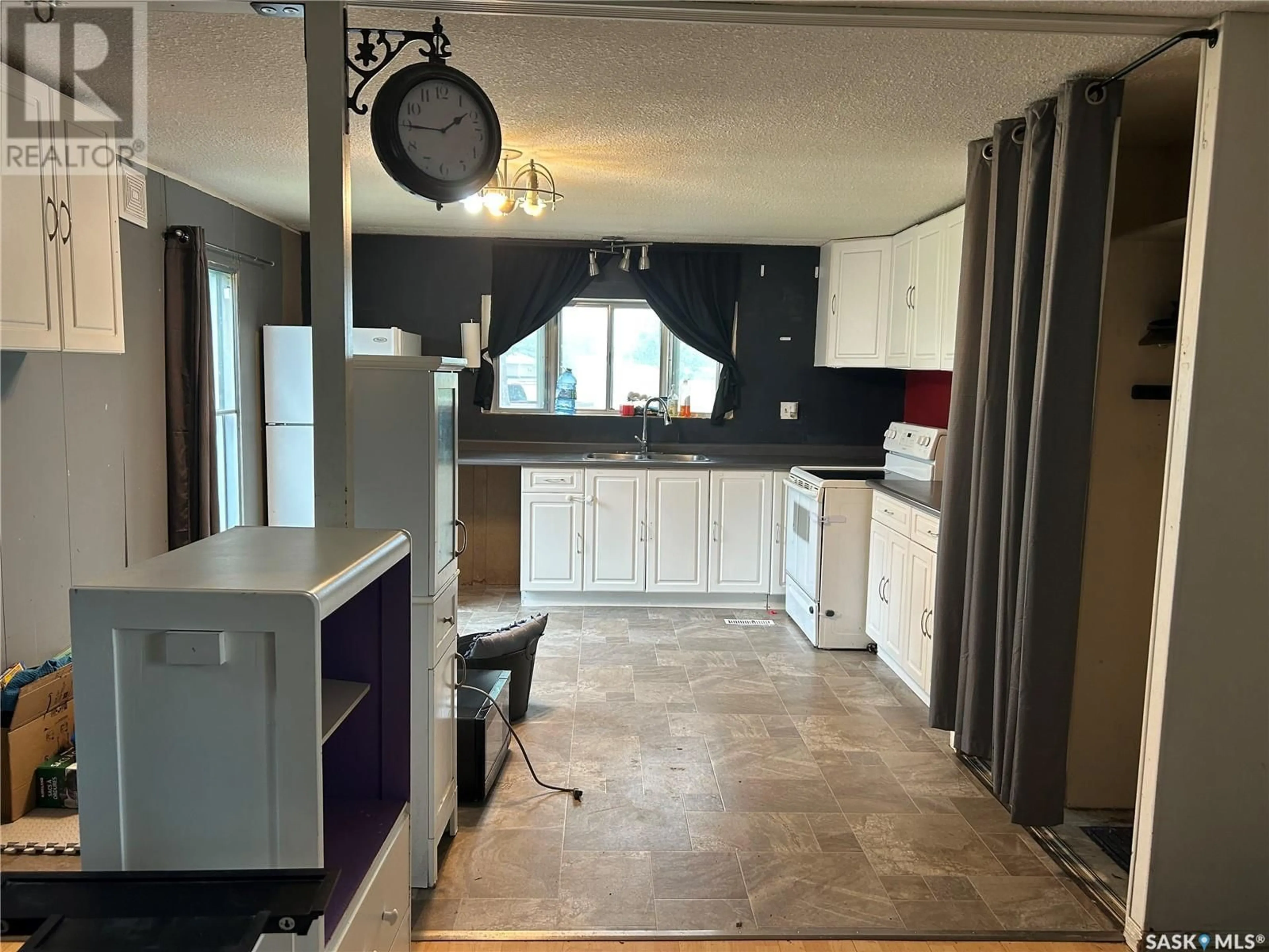 Unknown for 305 EISENHOWER STREET, Midale Saskatchewan S0C1S0