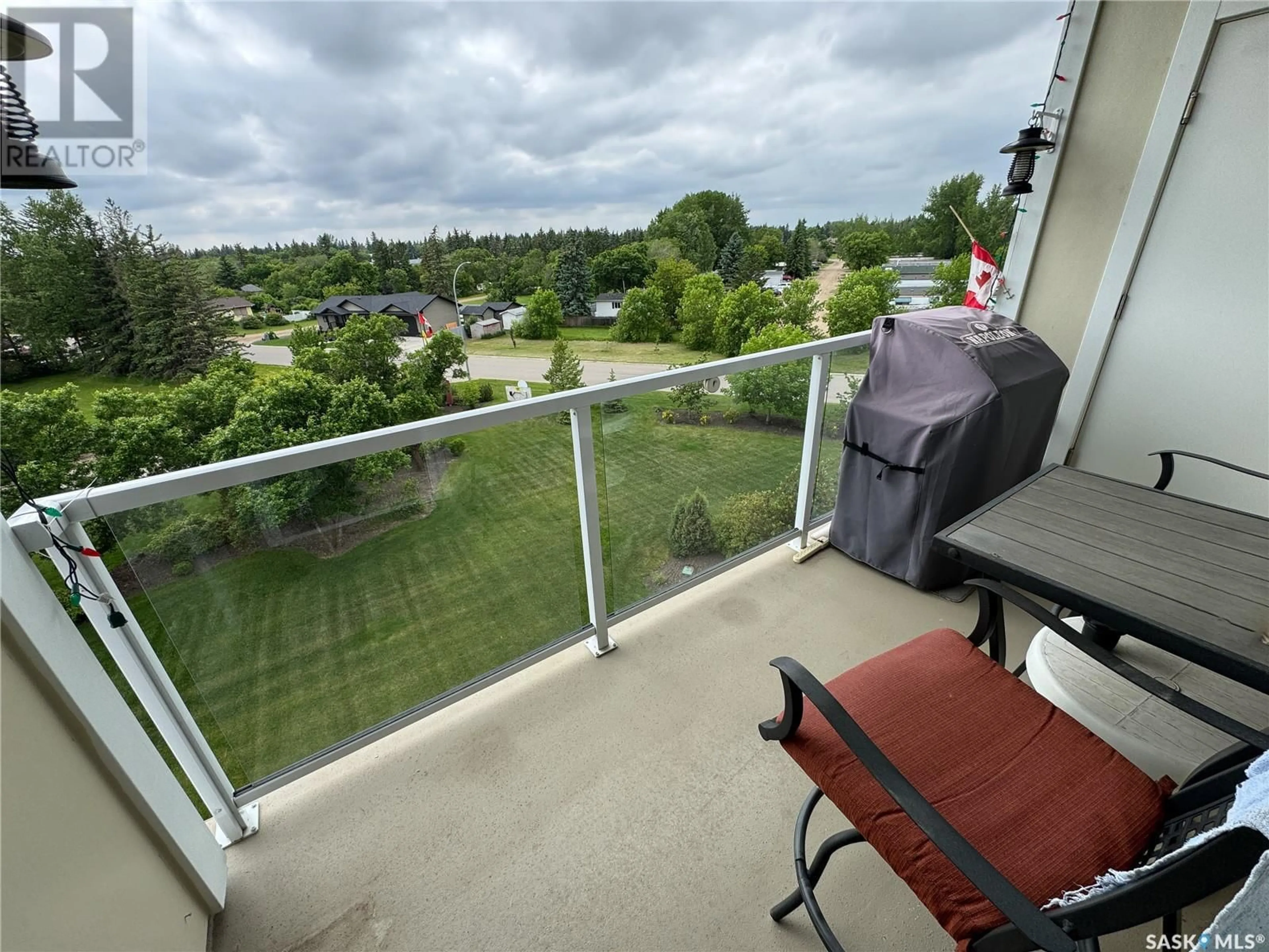 Balcony in the apartment, water/lake/river/ocean view for 407 912 OTTERLOO STREET, Indian Head Saskatchewan S0G2K0