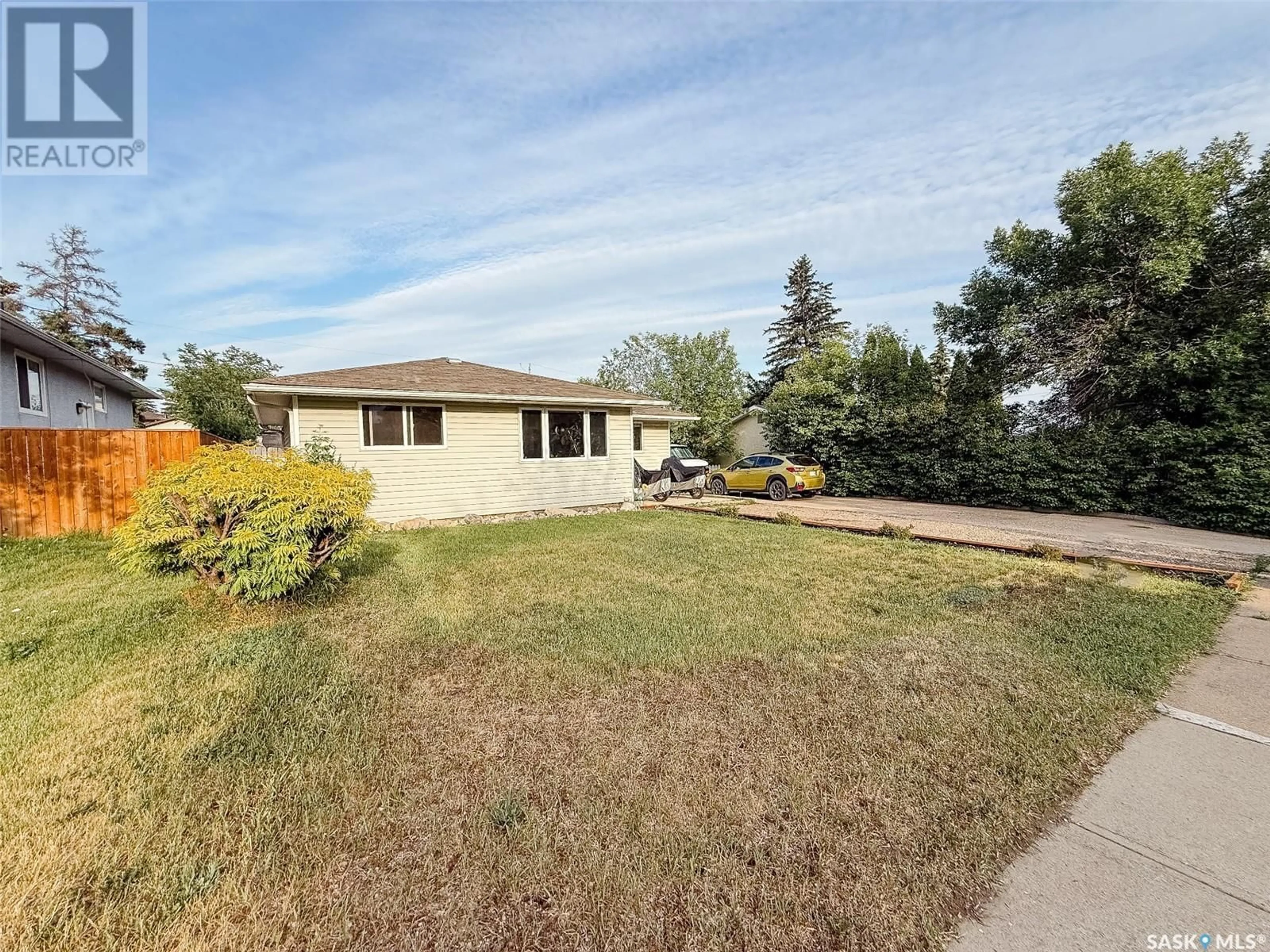 A pic from outside/outdoor area/front of a property/back of a property/a pic from drone, street for 552 101ST STREET, North Battleford Saskatchewan S9A0Y5