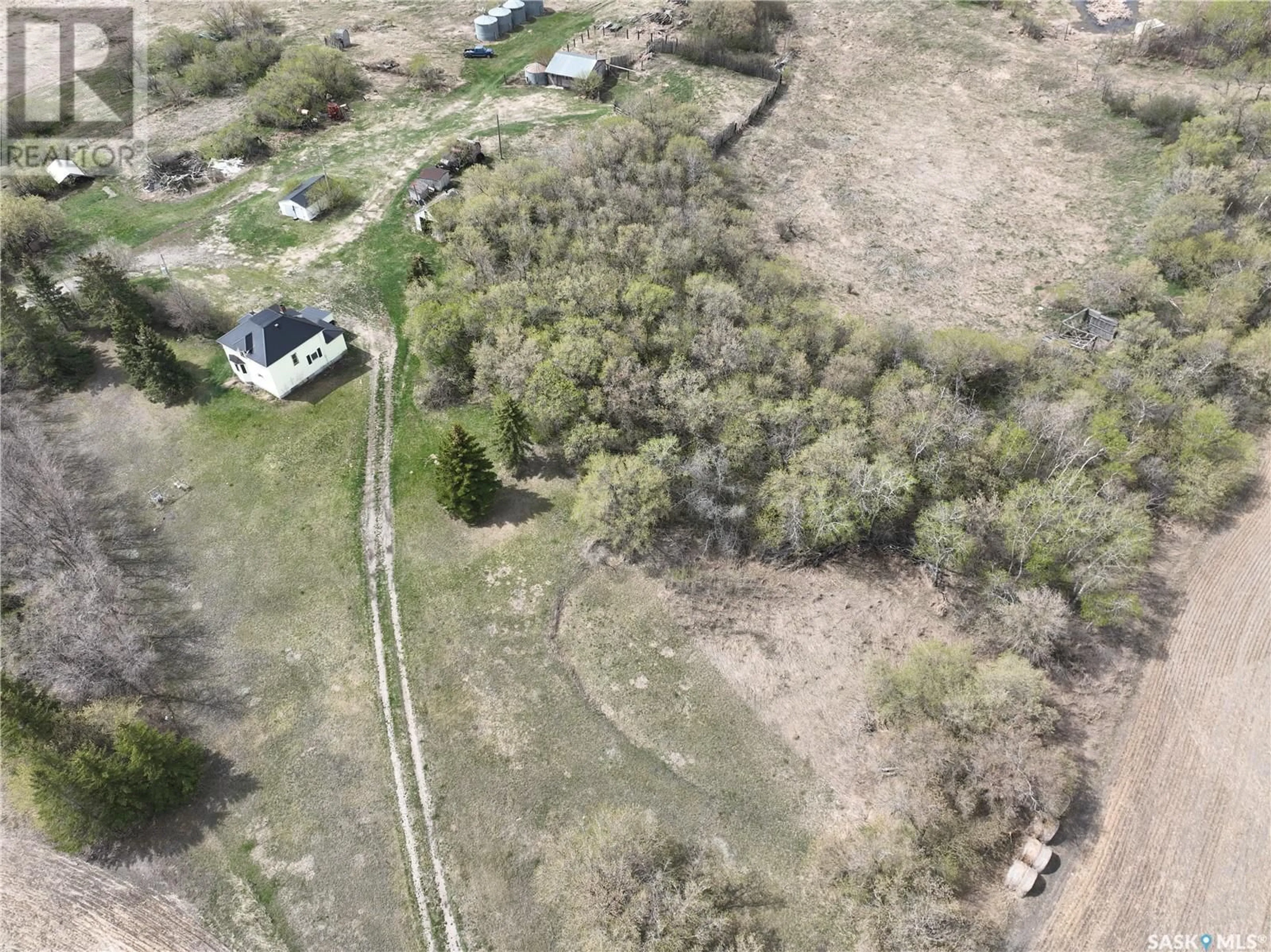A pic from outside/outdoor area/front of a property/back of a property/a pic from drone, unknown for EATONS ACRES, Fertile Belt Rm No. 183 Saskatchewan S0A3E0