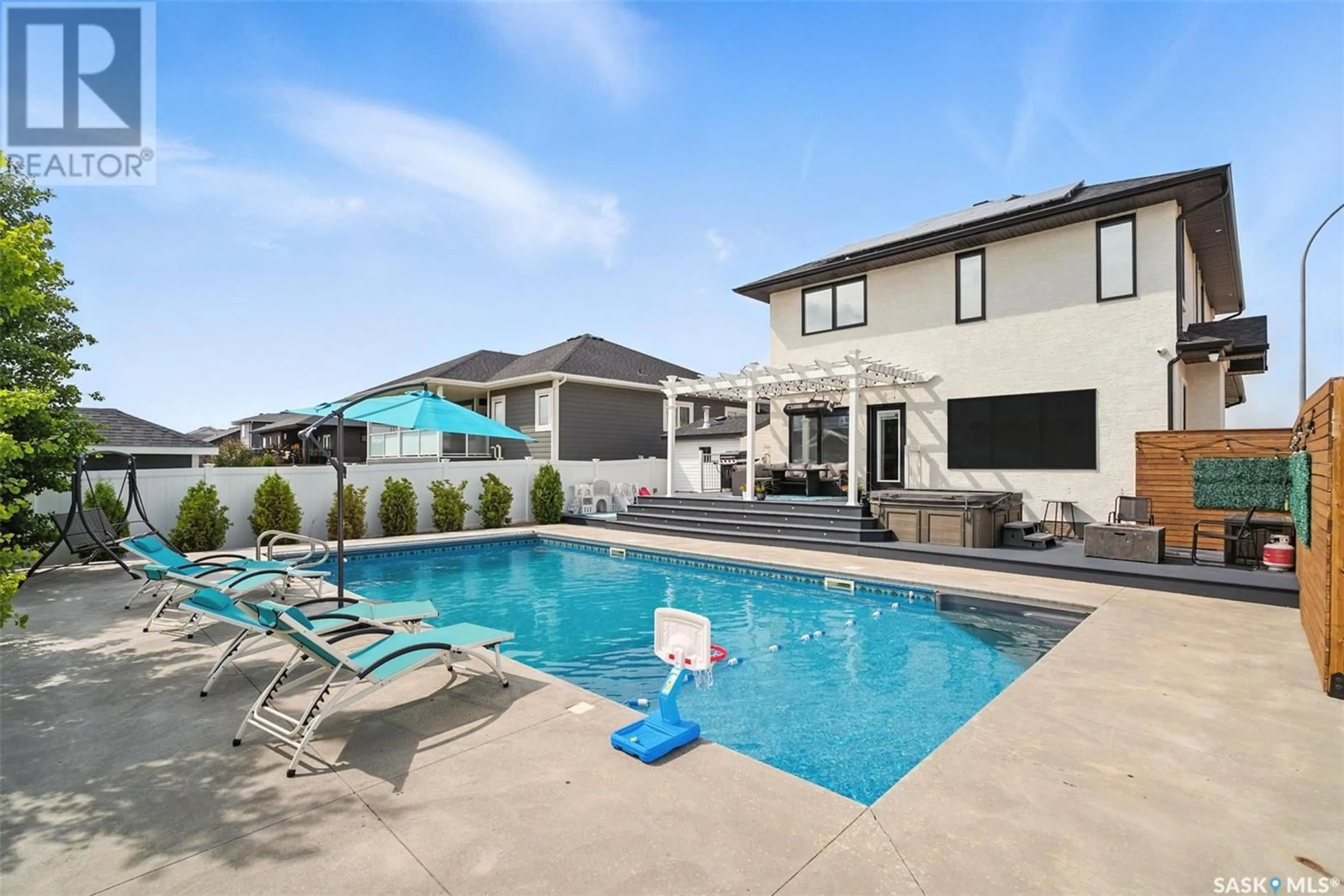 Pool for 275 COWAN CRESCENT, Martensville Saskatchewan S0K2T1