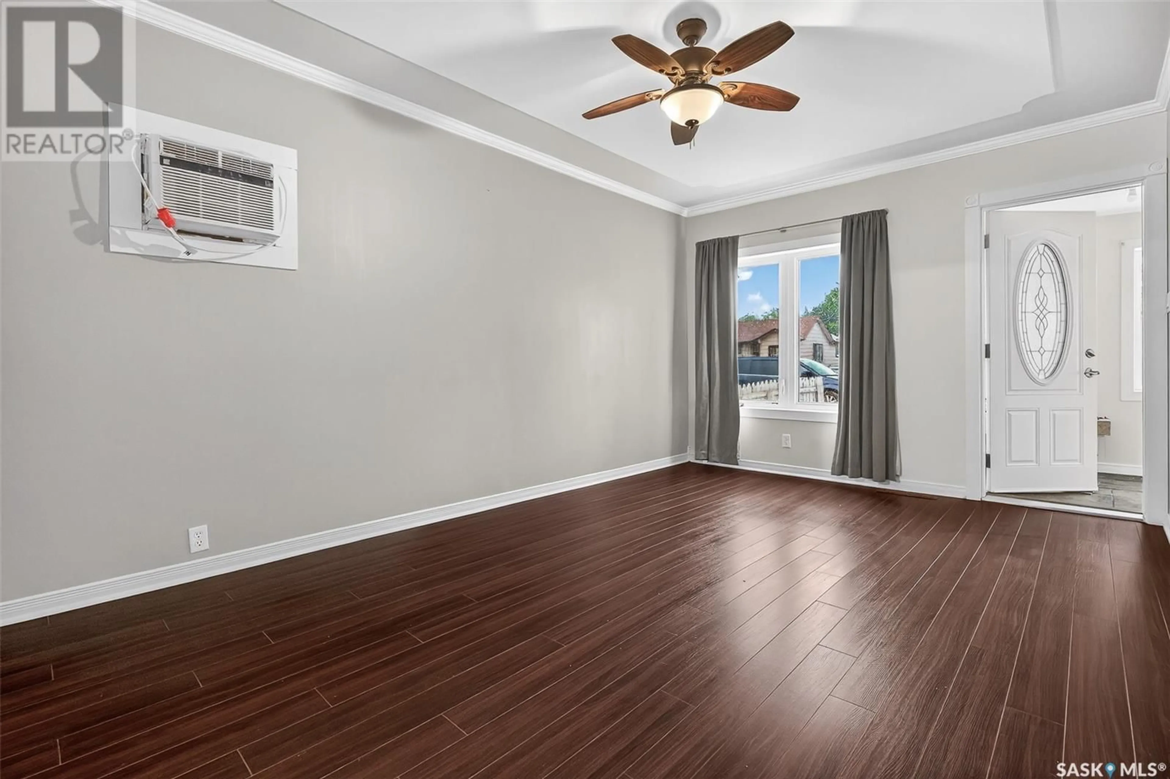A pic of a room for 919 STADACONA STREET, Moose Jaw Saskatchewan S6H2A9