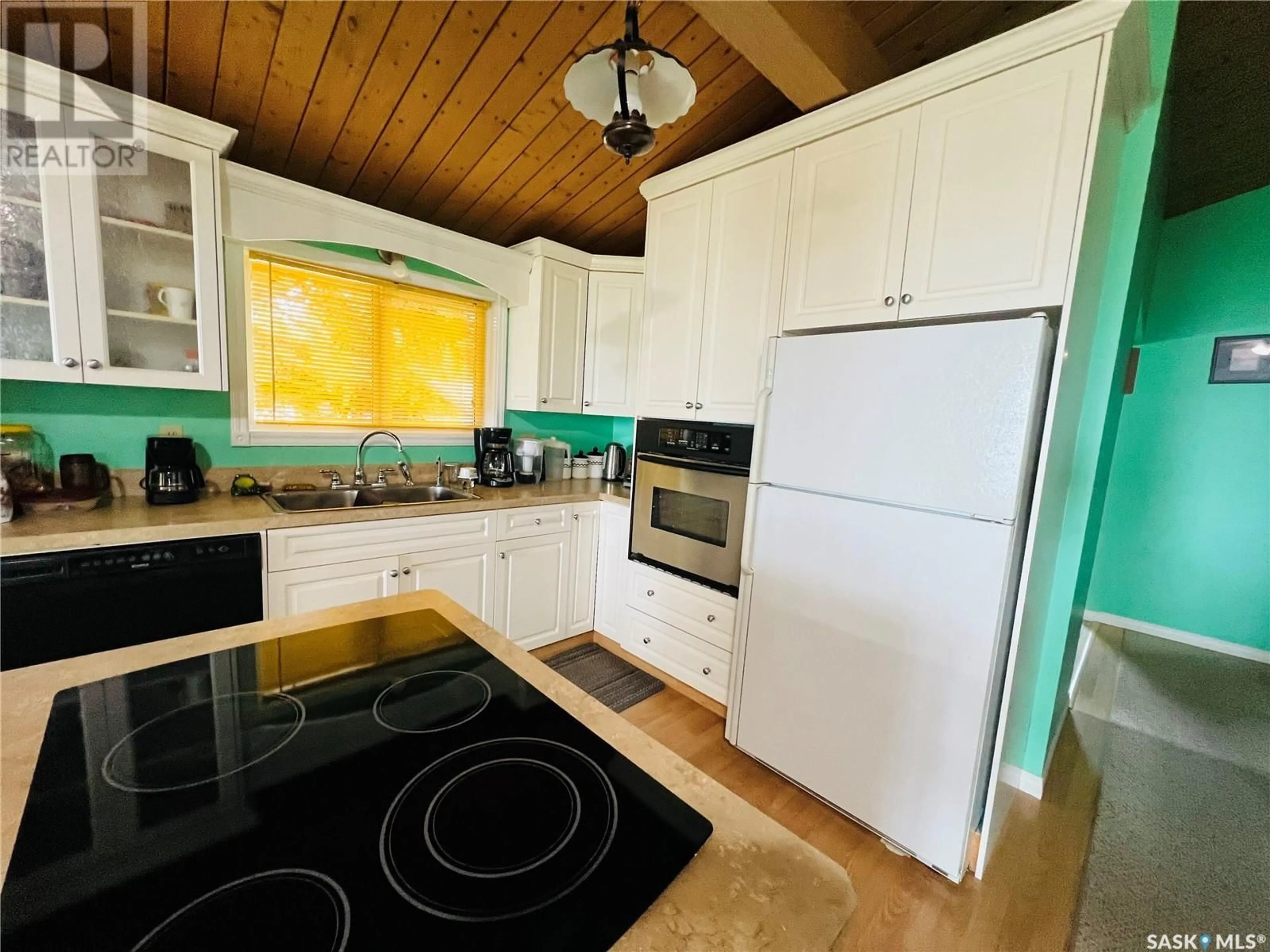Open concept kitchen, unknown for 20 MAINPRIZE BAY, Maple Bush Rm No. 224 Saskatchewan S0H3P0