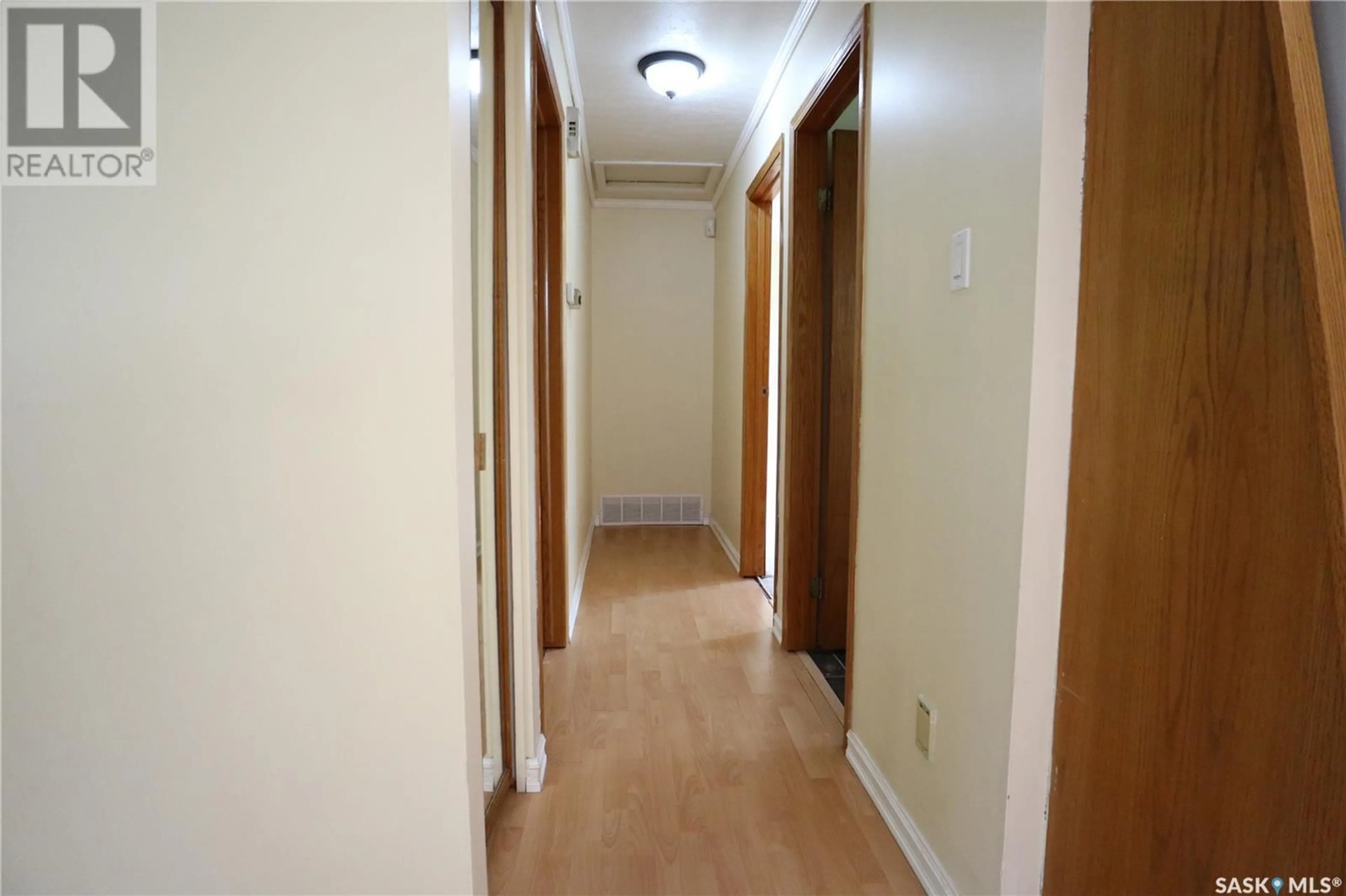 A pic of a room for 23 OSBORNE CRESCENT, Regina Saskatchewan S4R5J2