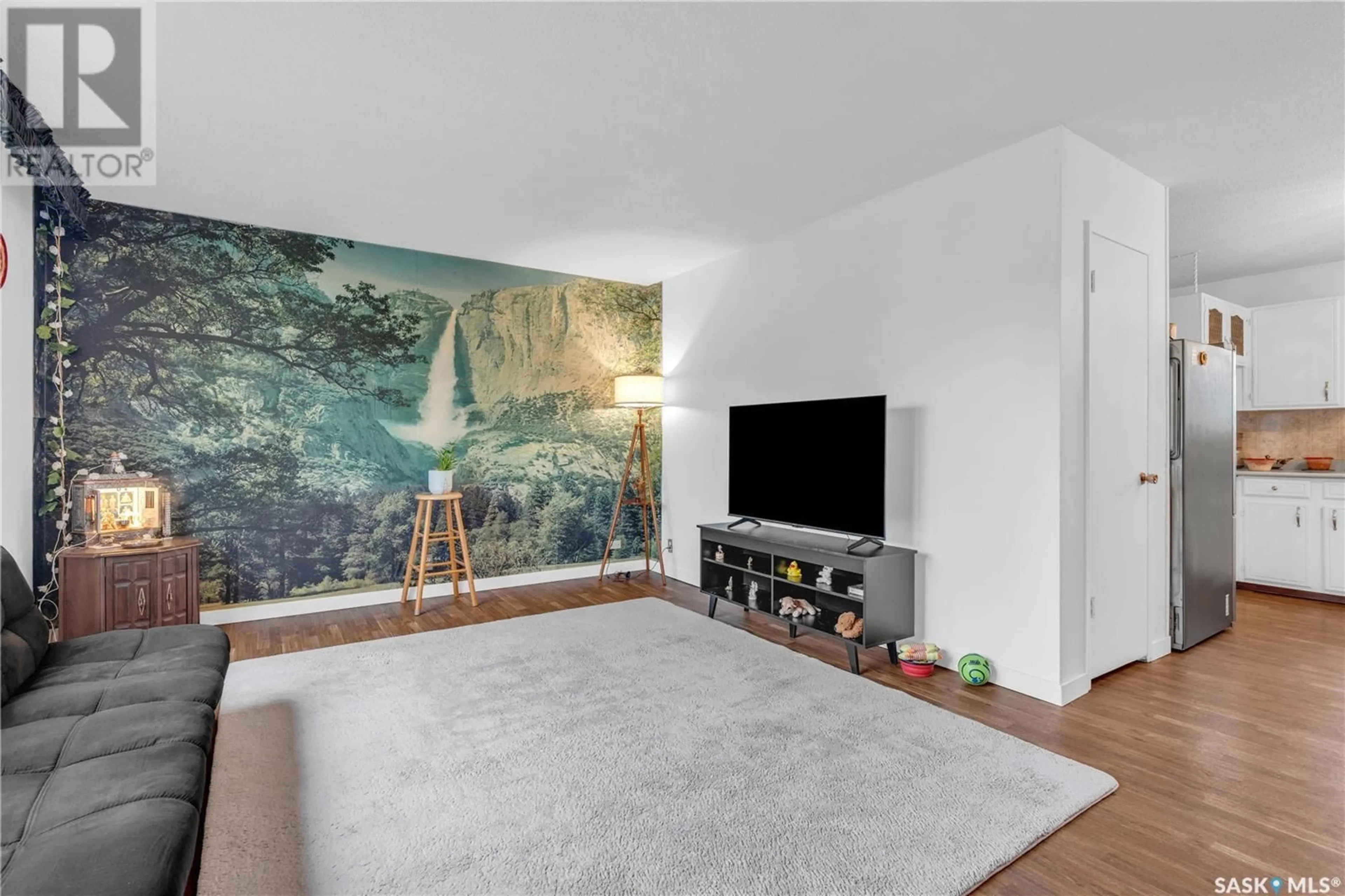 Living room with furniture, unknown for 54 MACKIE CRESCENT, Saskatoon Saskatchewan S7L3V3