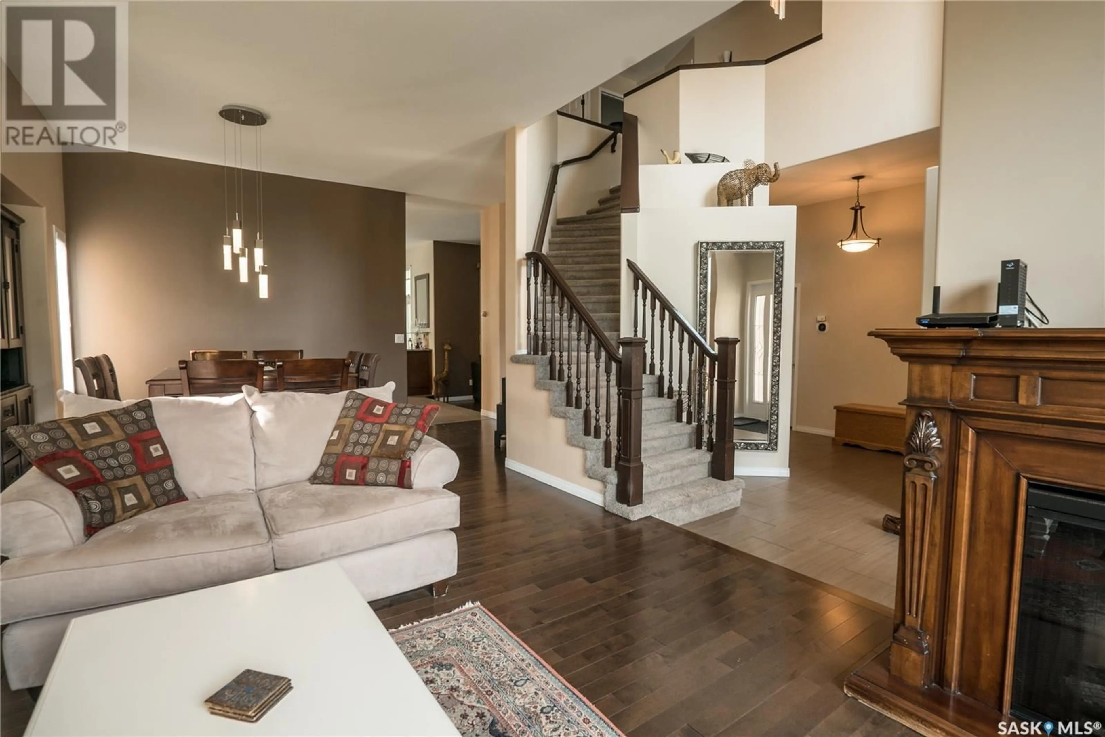 Unknown for 214 MALLIN CRESCENT, Saskatoon Saskatchewan S7K7X1