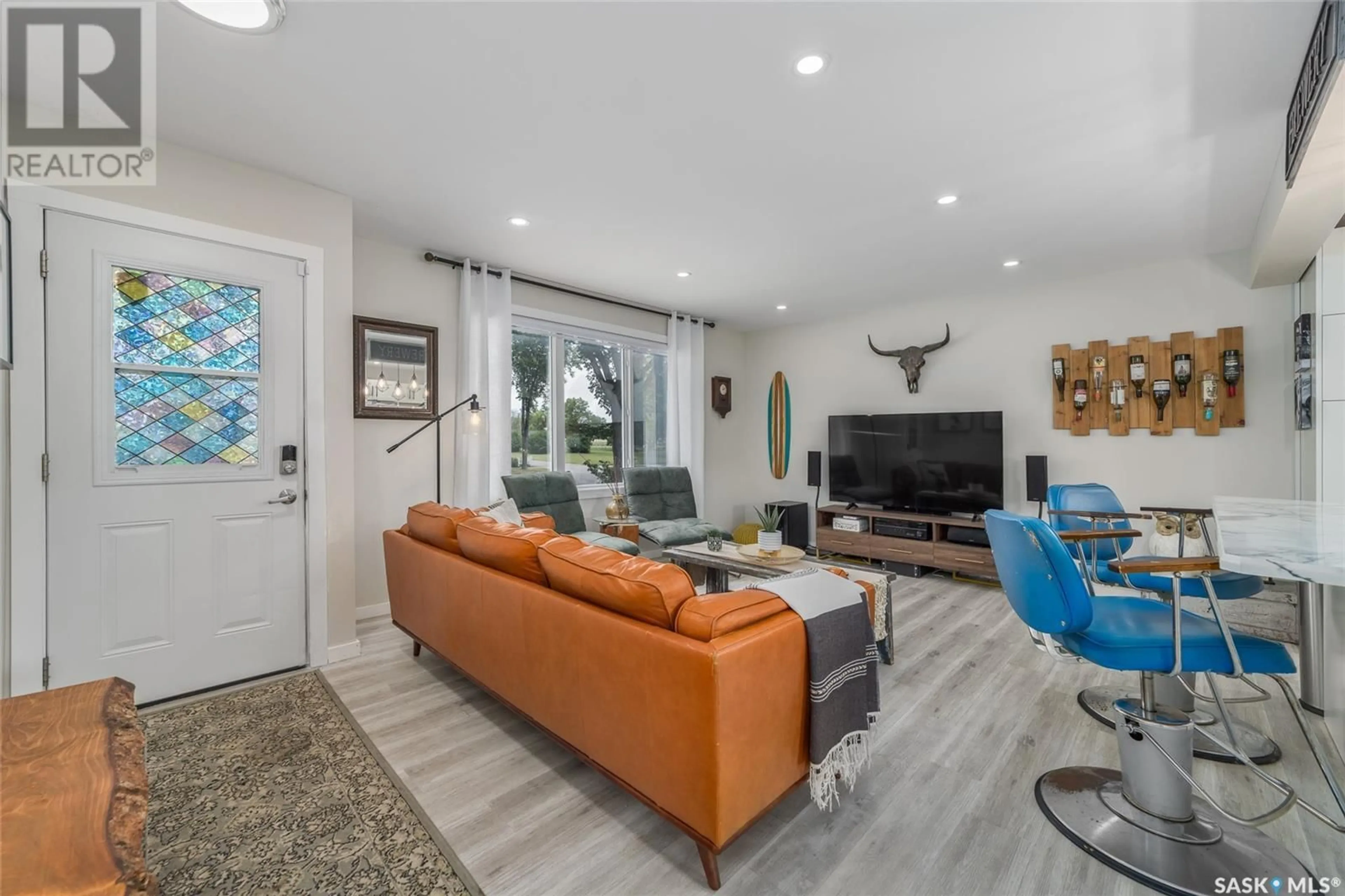 Living room with furniture, unknown for 3407 6TH AVENUE, Regina Saskatchewan S4R0P7