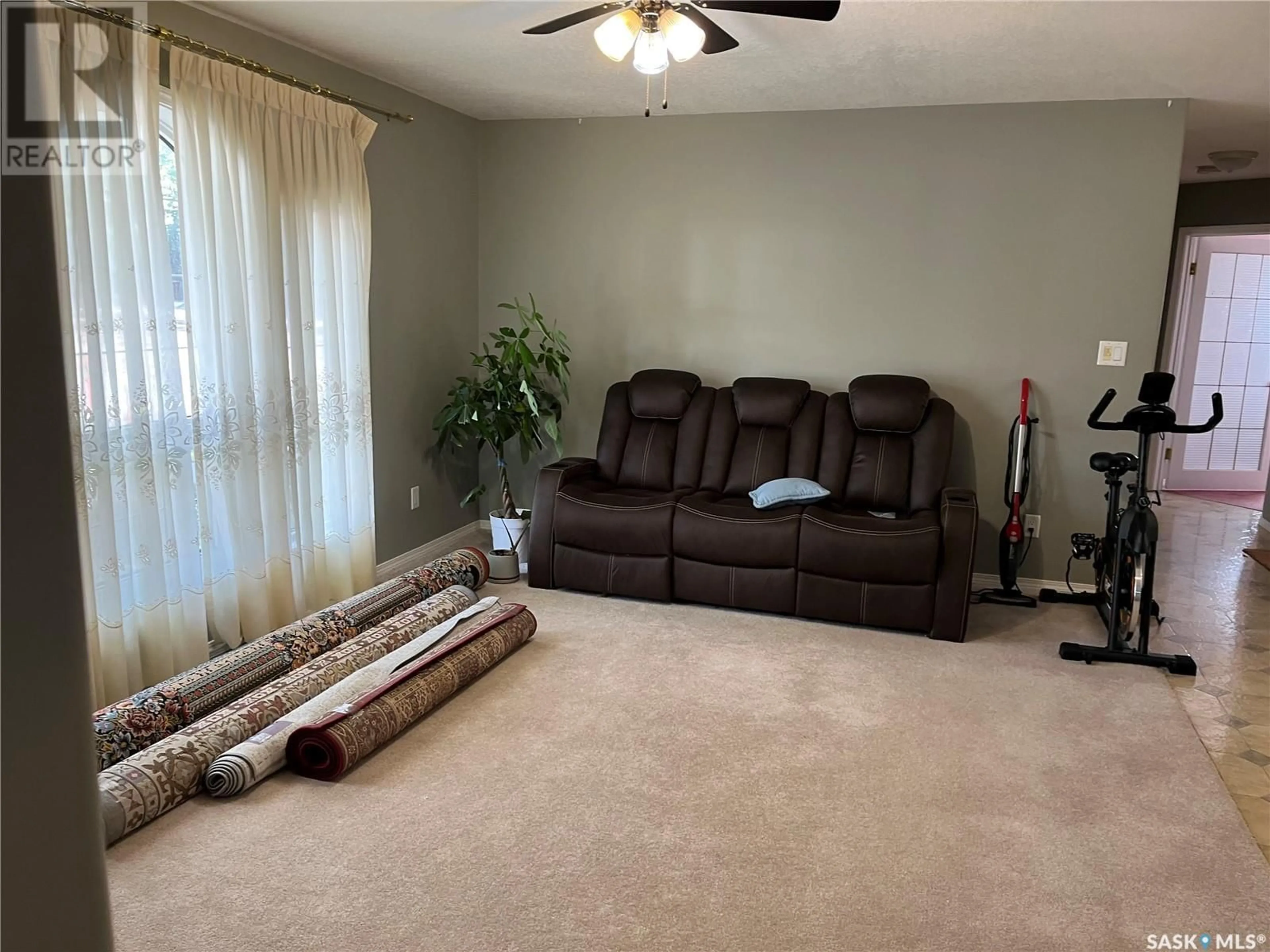 A pic of a room for 602 CENTRE STREET, Assiniboia Saskatchewan S0H0B0