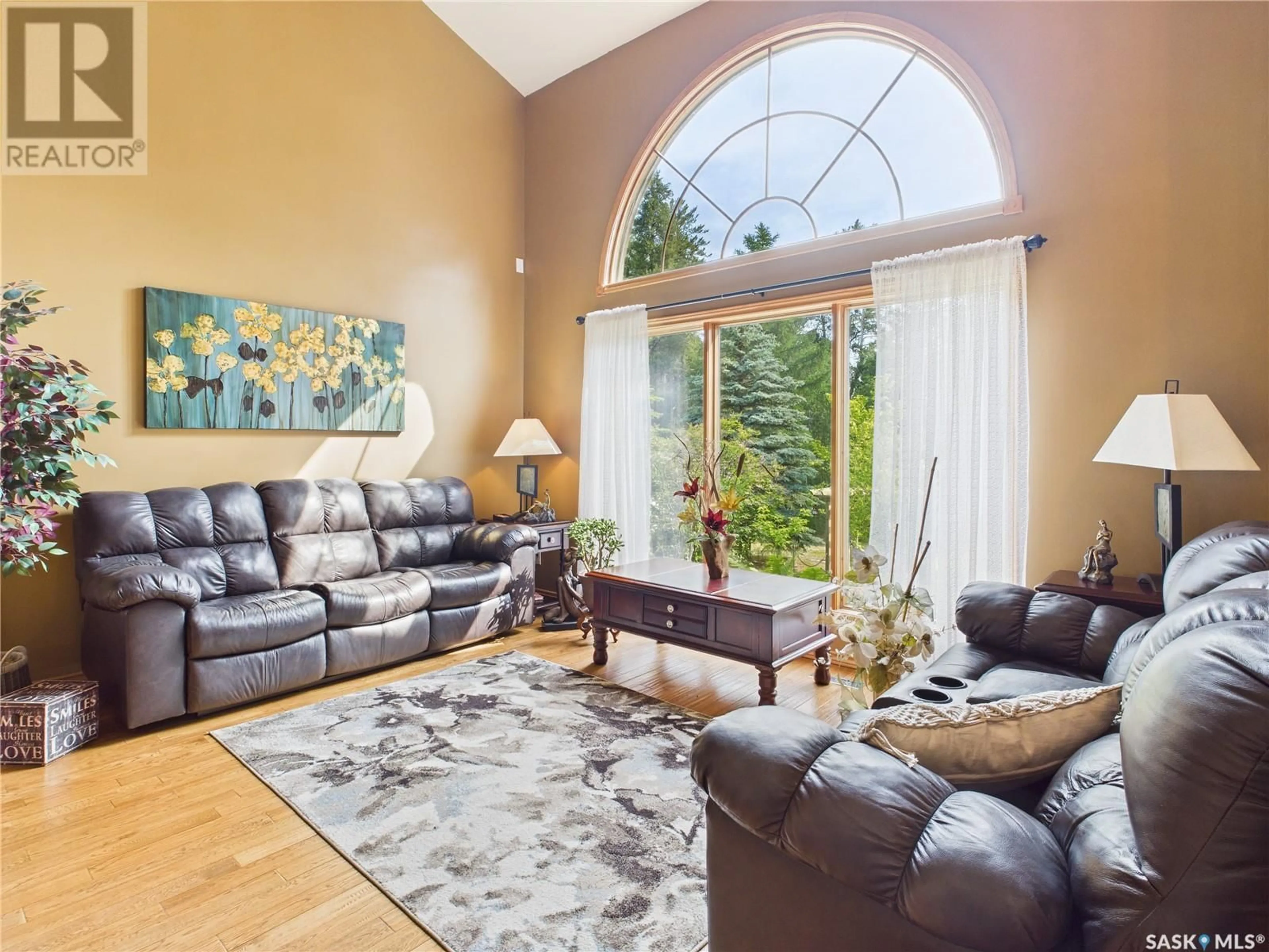 Living room with furniture, unknown for 460 LEMPEREUR ROAD, Buckland Rm No. 491 Saskatchewan S6V5R3