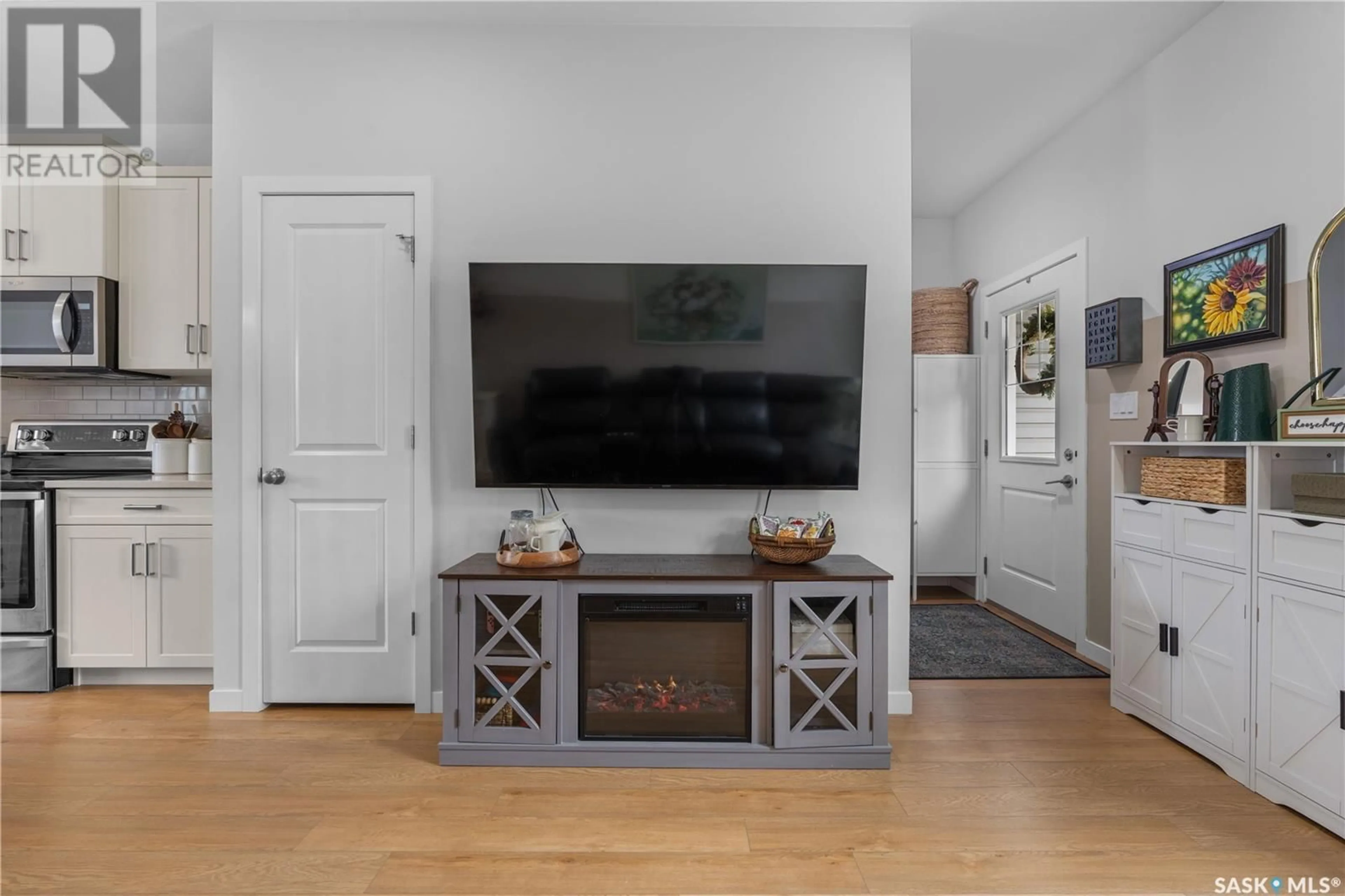 Home theater for 5430 PRIMROSE GREEN DRIVE, Regina Saskatchewan S4V3S8