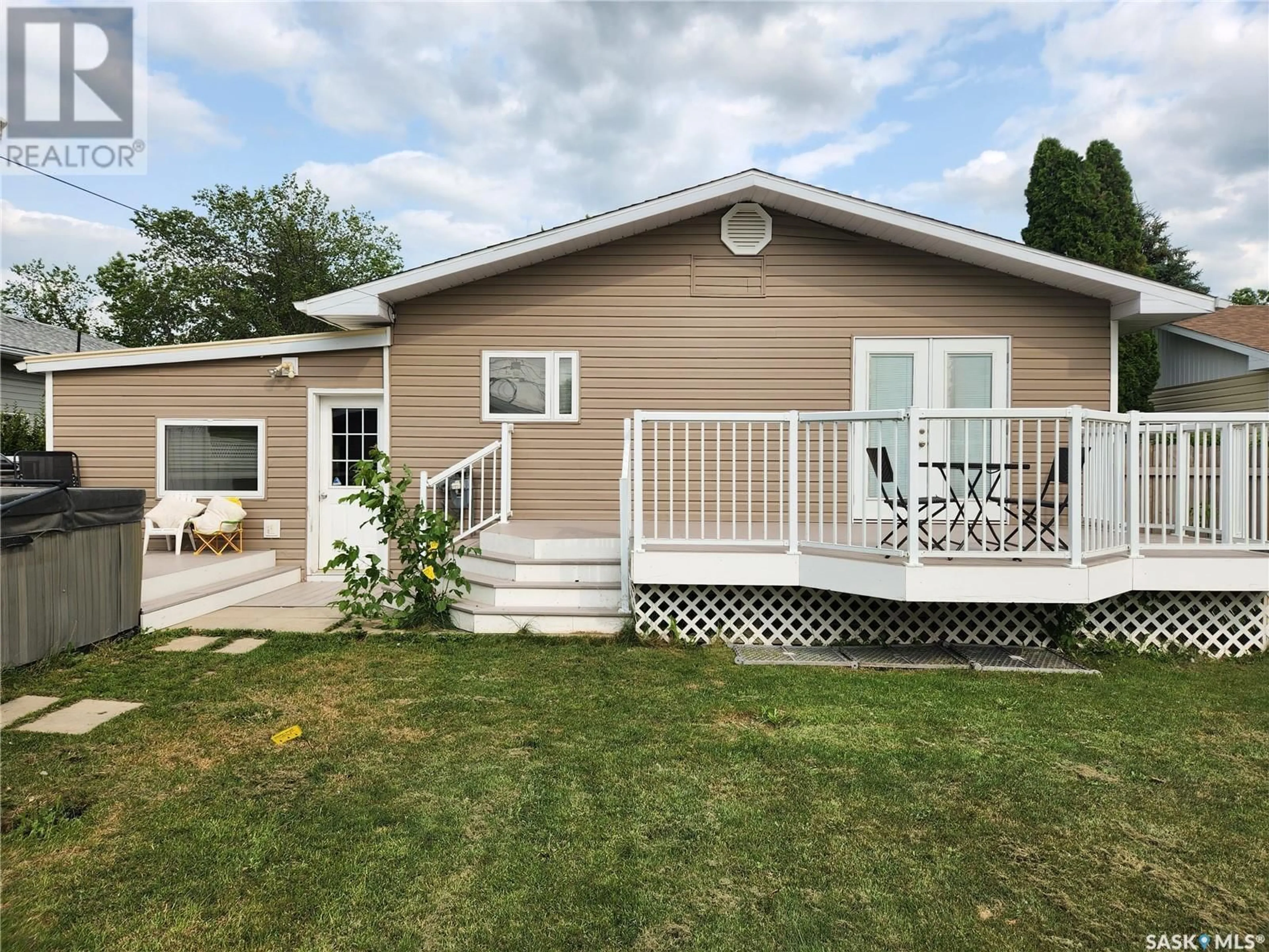 Home with vinyl exterior material, unknown for 1519 97TH STREET, Tisdale Saskatchewan S0E1T0
