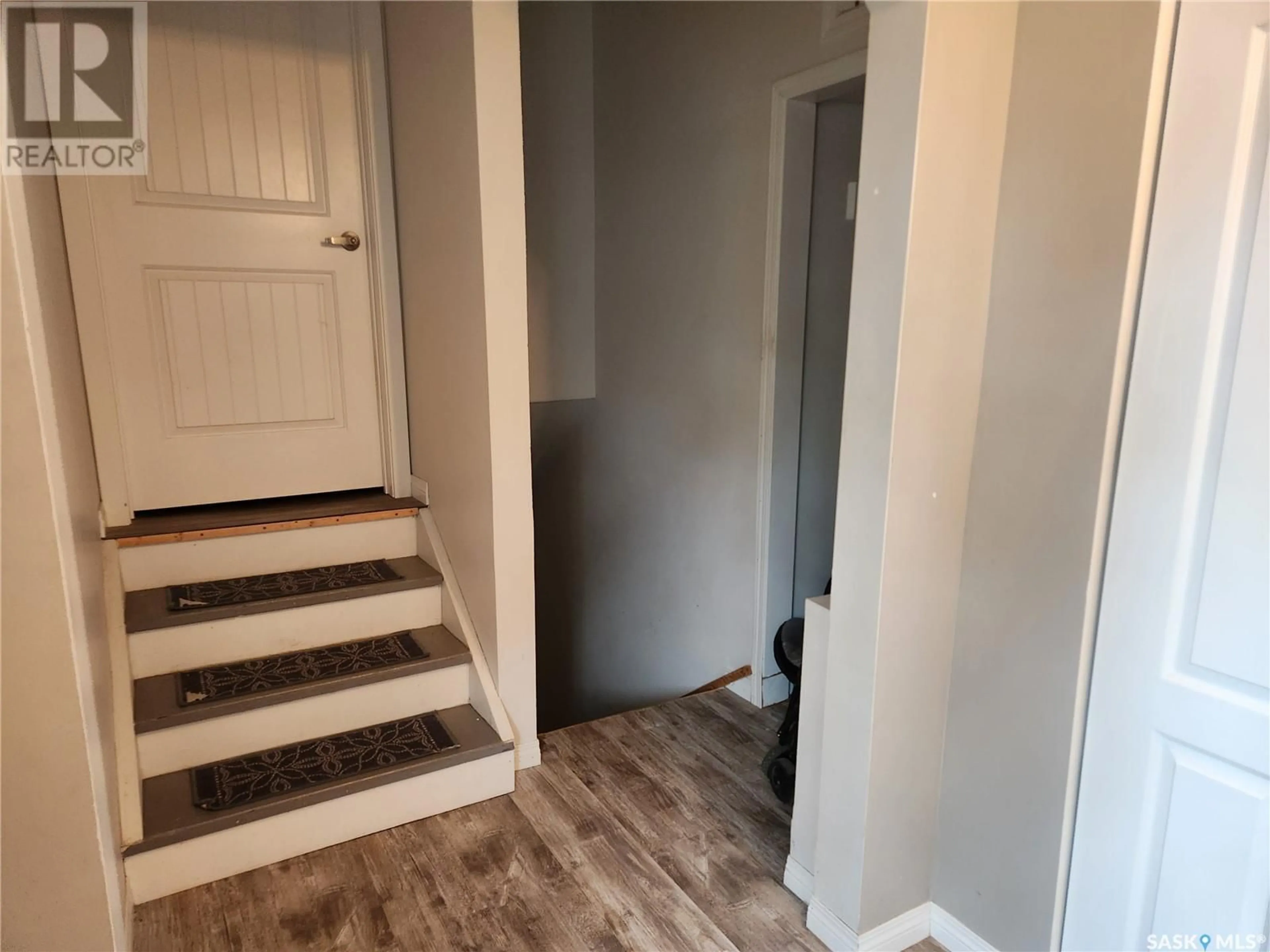 Indoor entryway for 1519 97TH STREET, Tisdale Saskatchewan S0E1T0