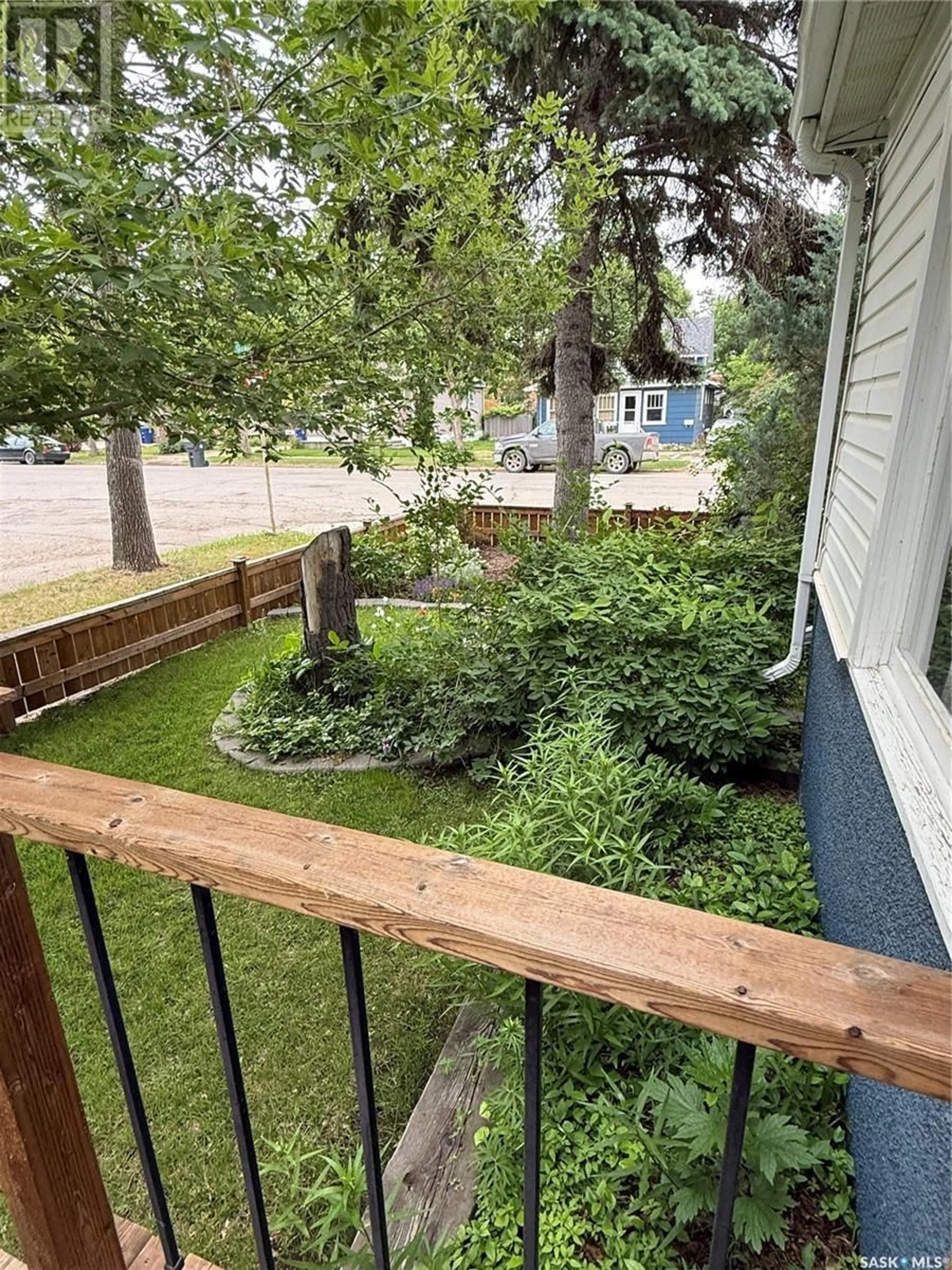 Unknown for 403 QU'APPELLE STREET, Weyburn Saskatchewan S4H0R3