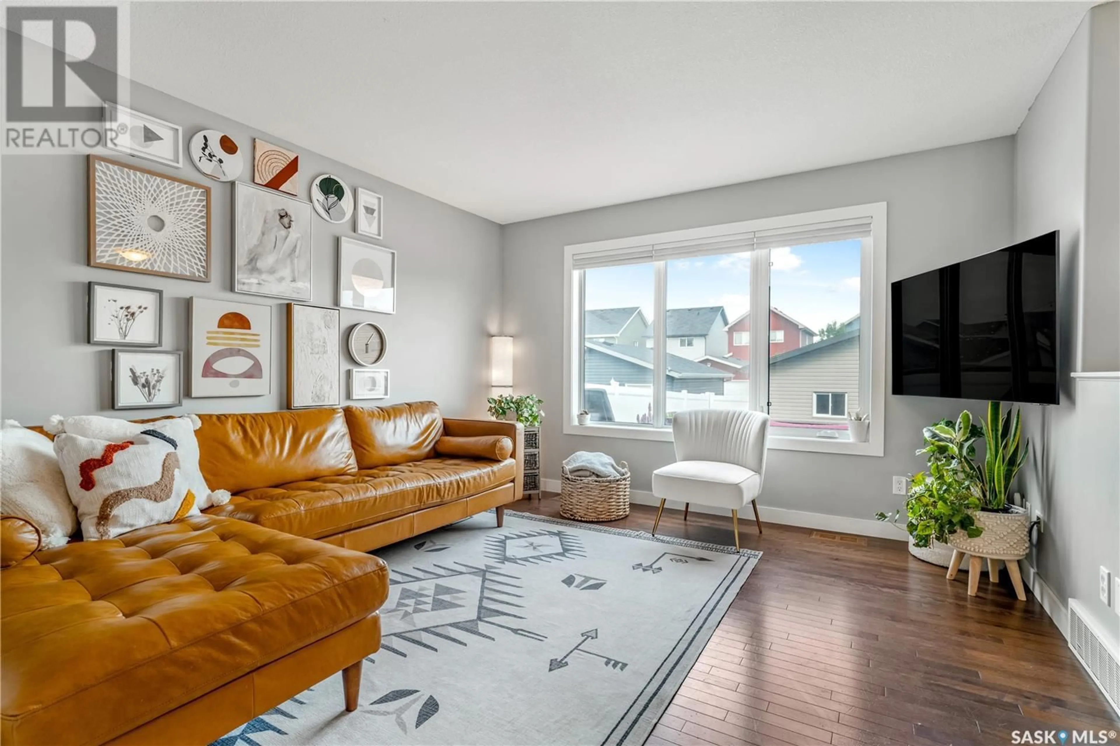 Living room with furniture, unknown for 3652 GREEN MOSS LANE, Regina Saskatchewan S4V1M2