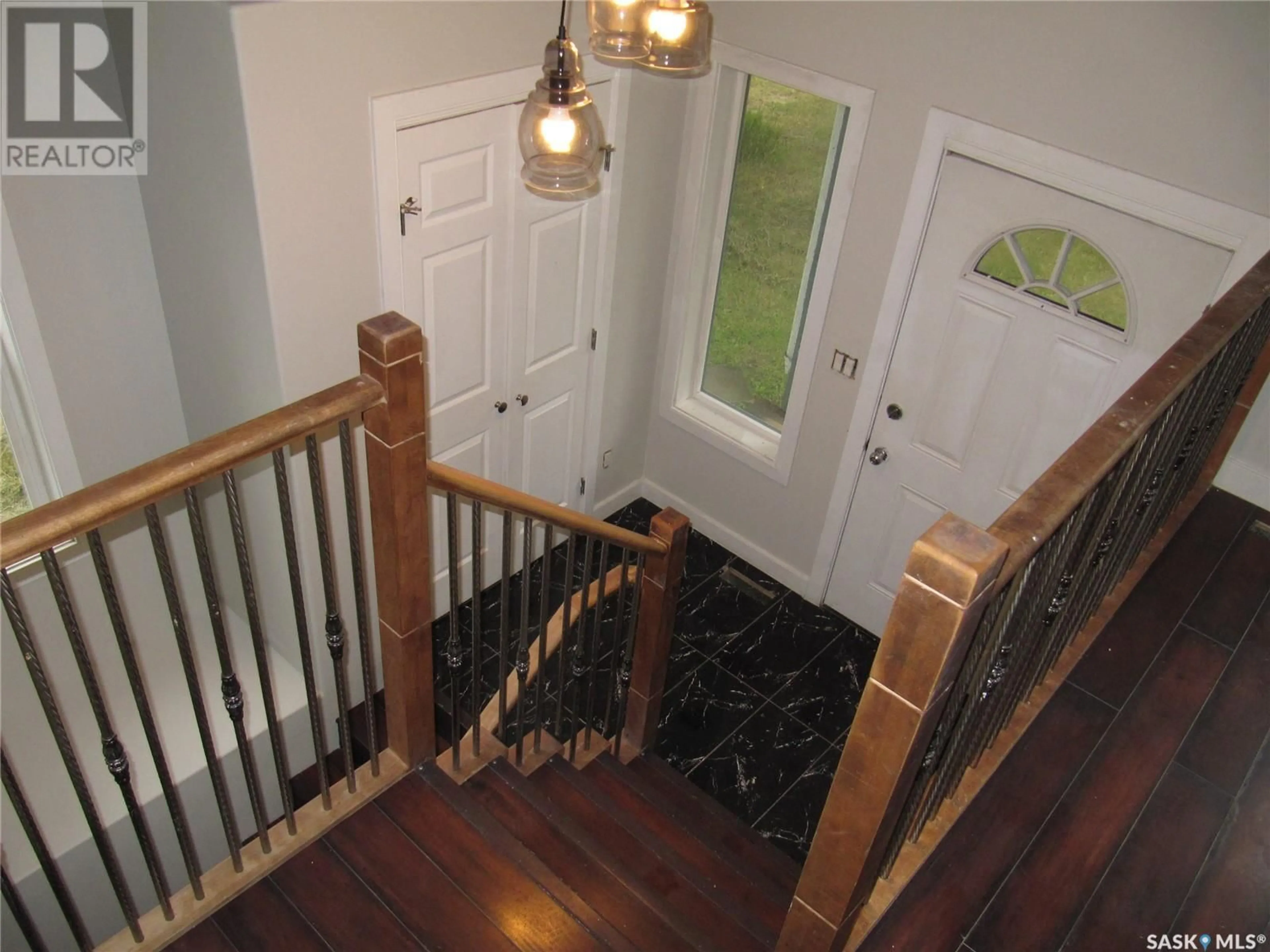 Indoor foyer for 490 CORY STREET, Asquith Saskatchewan S0K0J0