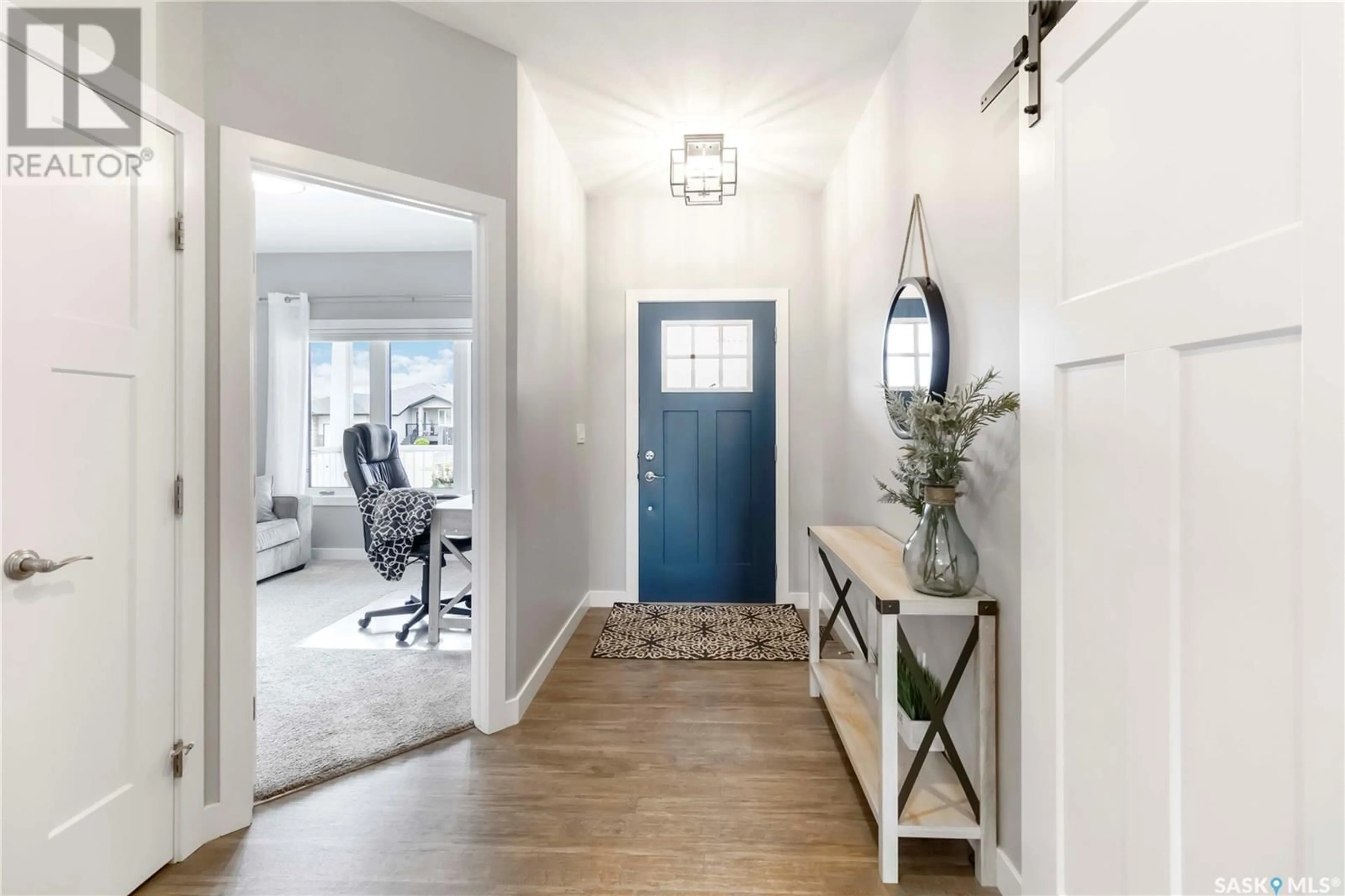 Indoor entryway for 99 DIEFENBAKER AVENUE, Hague Saskatchewan S0K1X0