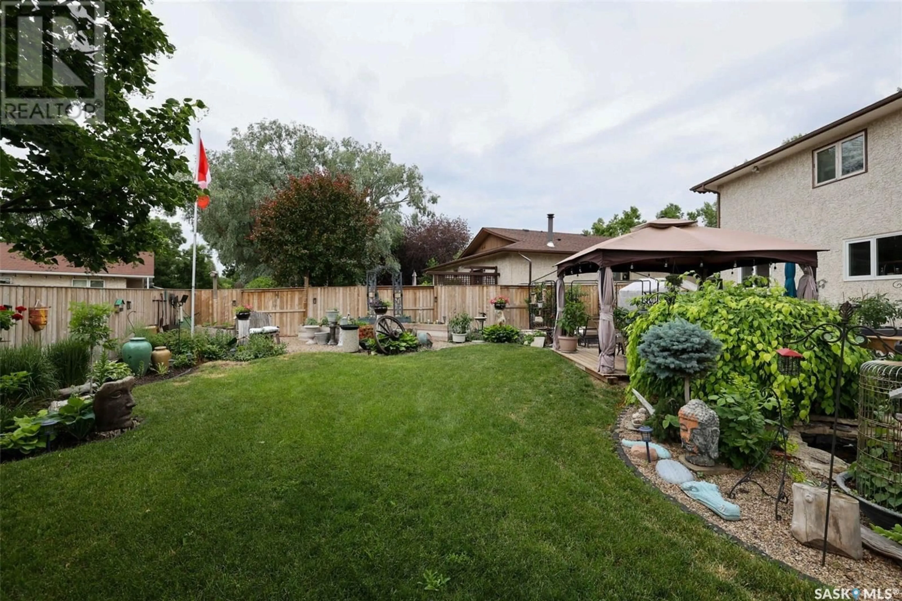 Patio, street for 169 DALGLIESH DRIVE, Regina Saskatchewan S4R7Y9