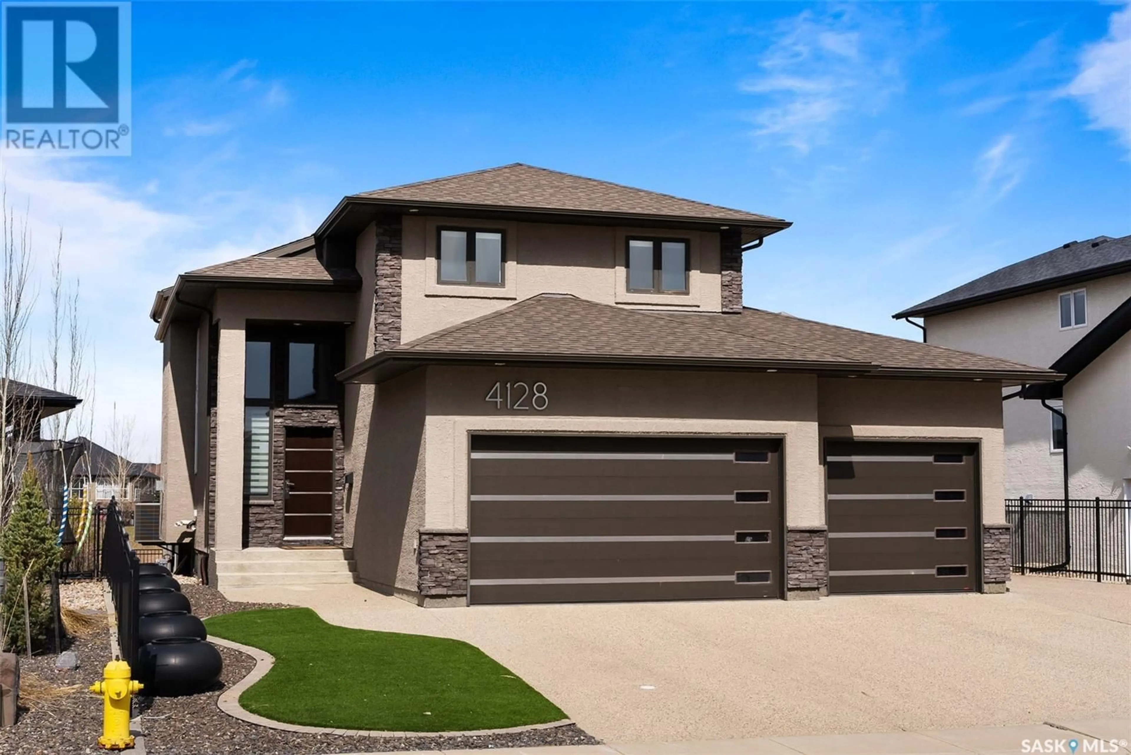 Home with vinyl exterior material, street for 4128 GREEN WILLOW TERRACE, Regina Saskatchewan S4V1M3