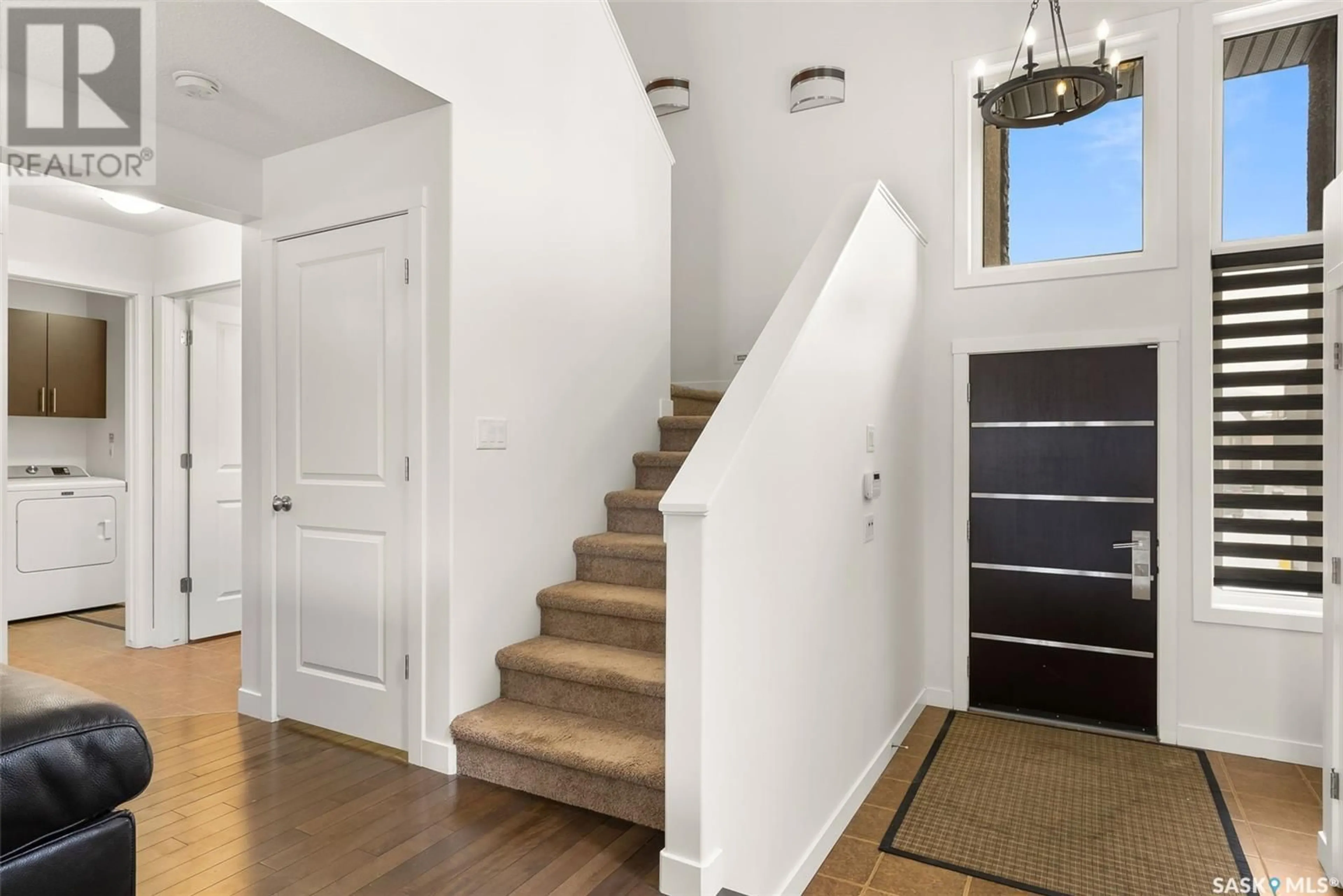 Indoor entryway for 4128 GREEN WILLOW TERRACE, Regina Saskatchewan S4V1M3