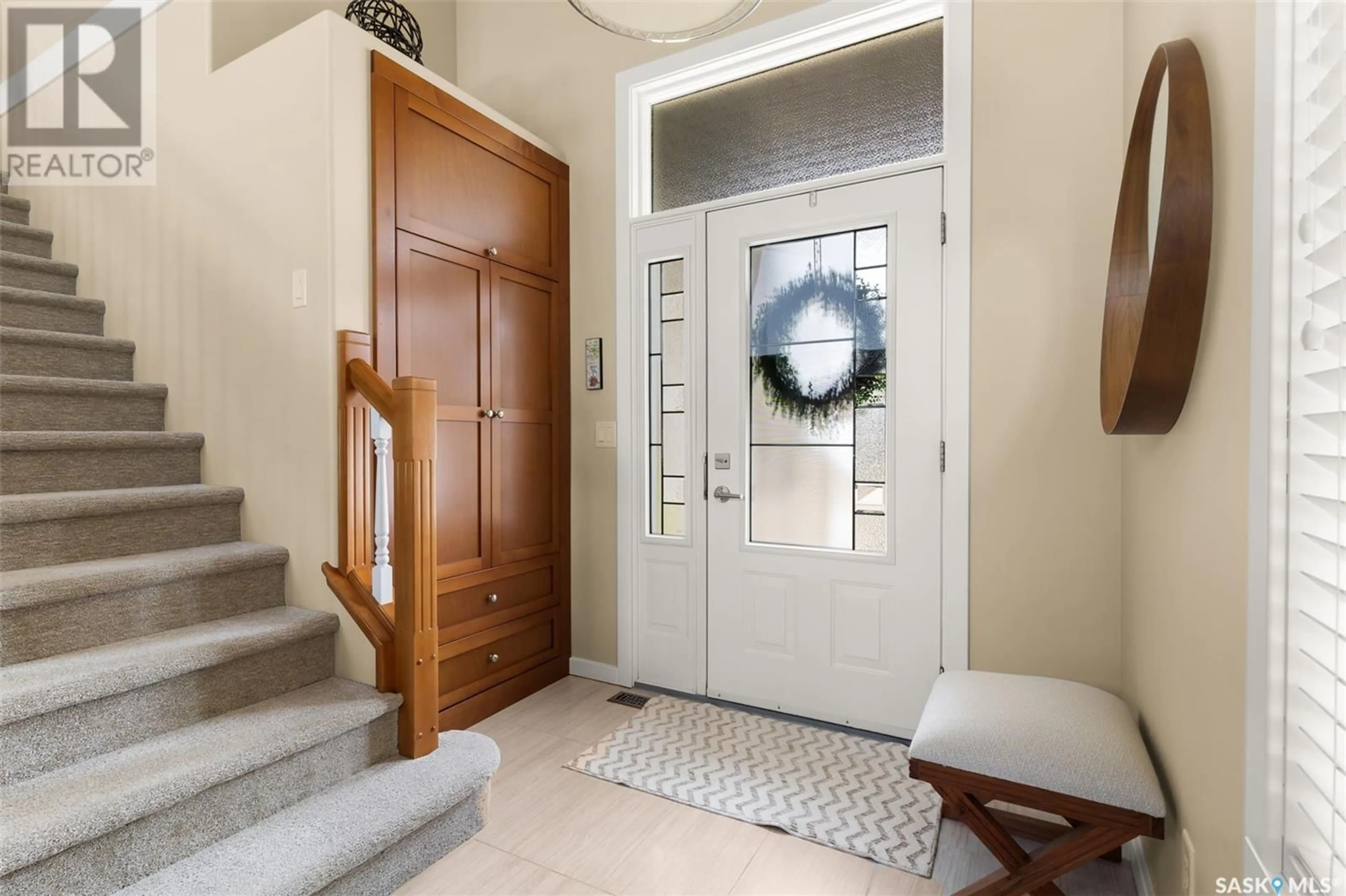 Indoor entryway for 2906 ST ANDREWS ROAD, Regina Saskatchewan S4V2Z8