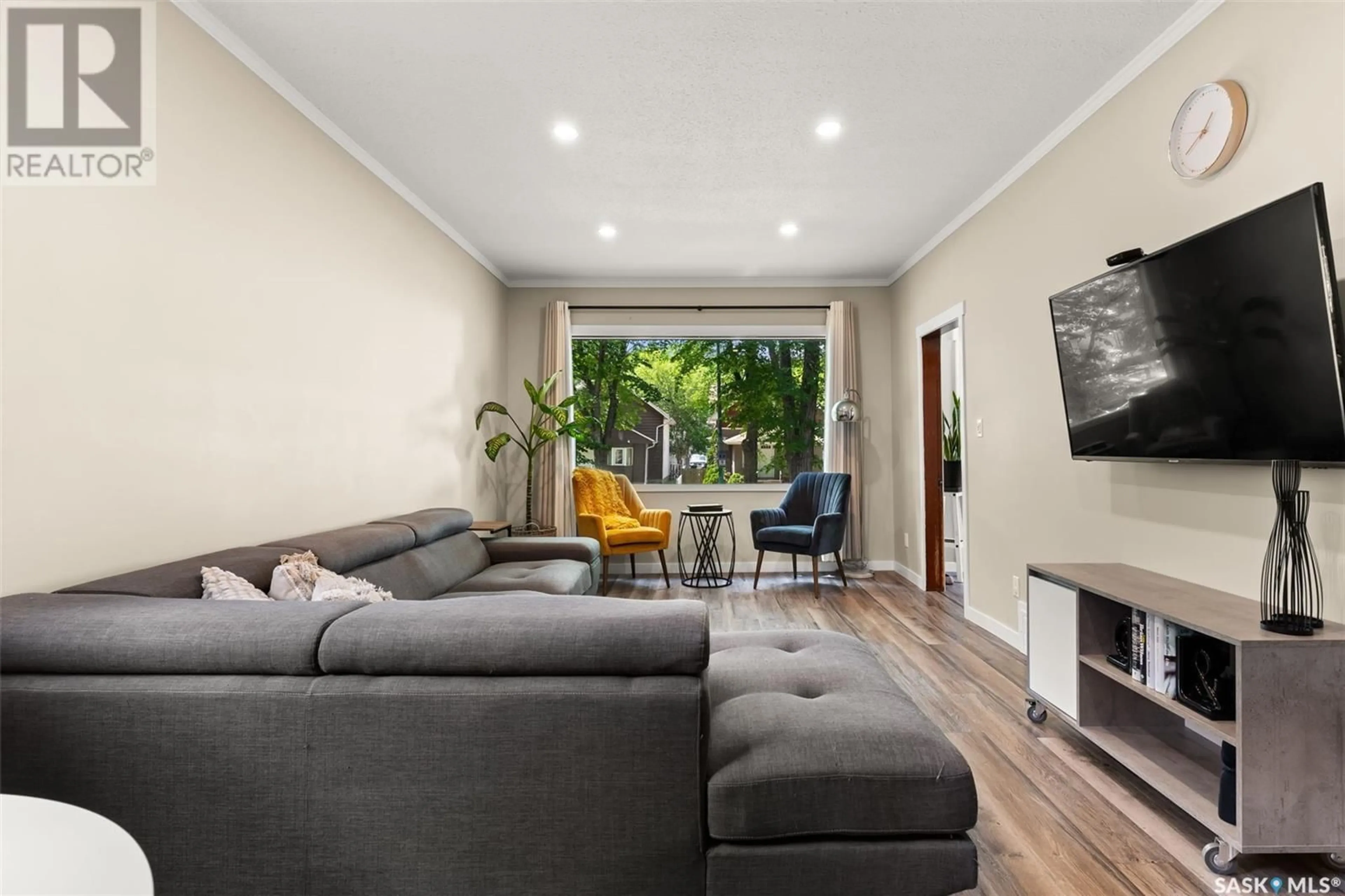 Living room with furniture, unknown for 2253 WINNIPEG STREET, Regina Saskatchewan S4P1H2
