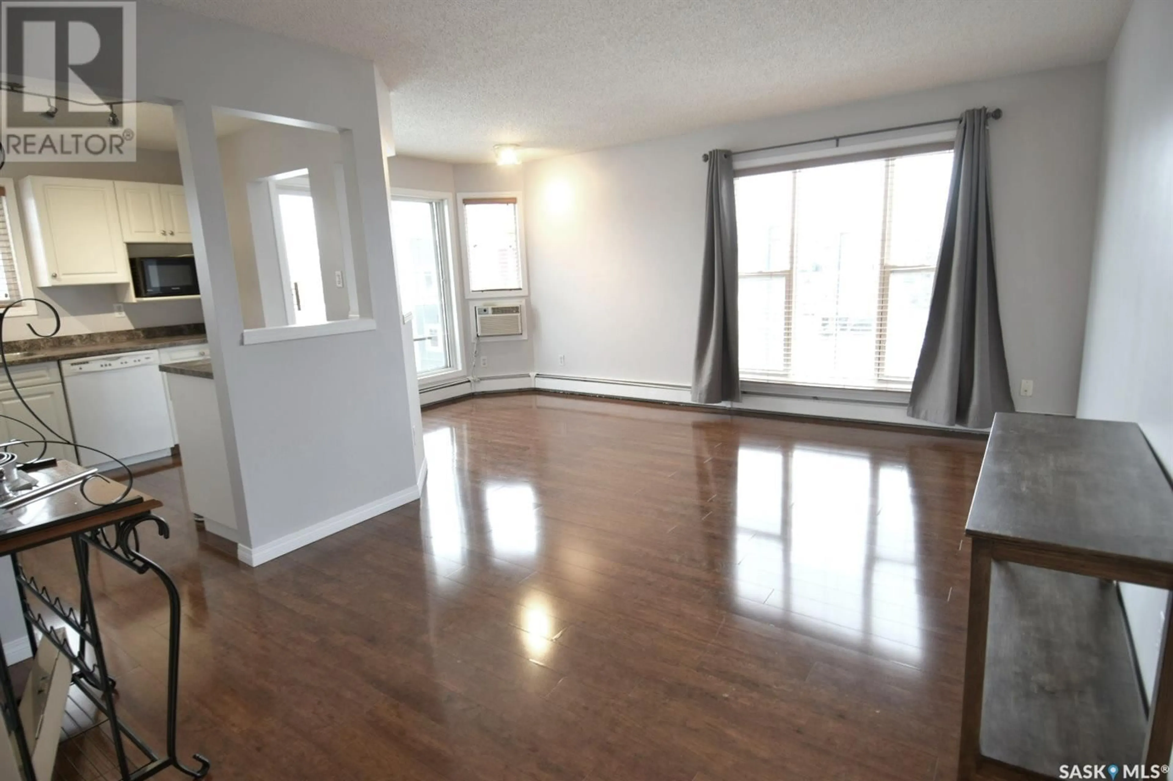 A pic of a room for 304 - 1012 LANSDOWNE AVENUE, Saskatoon Saskatchewan S7H2C3
