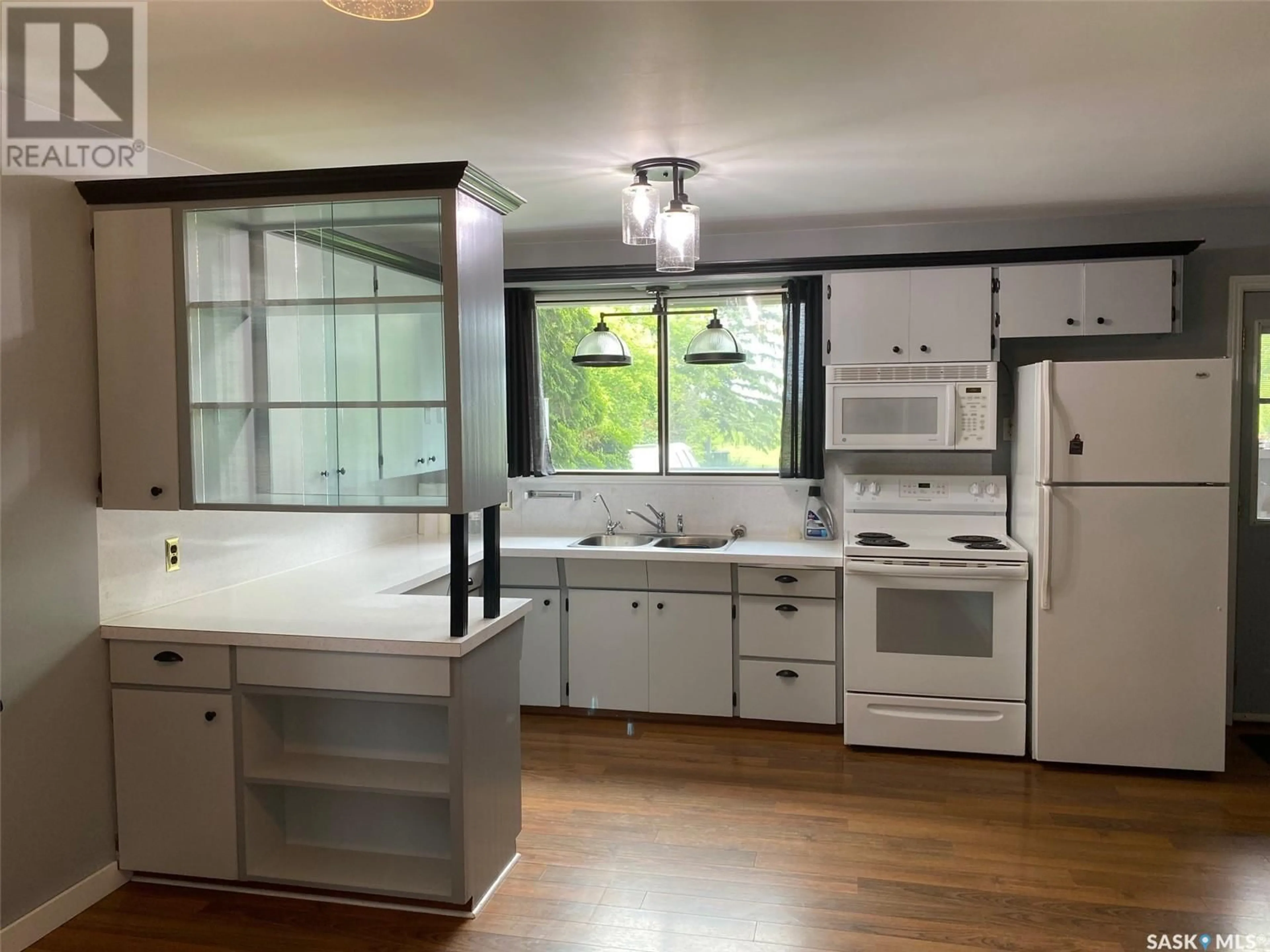 Open concept kitchen, unknown for TONKIN LOUTTIT ACREAGE, Wallace Rm No. 243 Saskatchewan S3N4C6