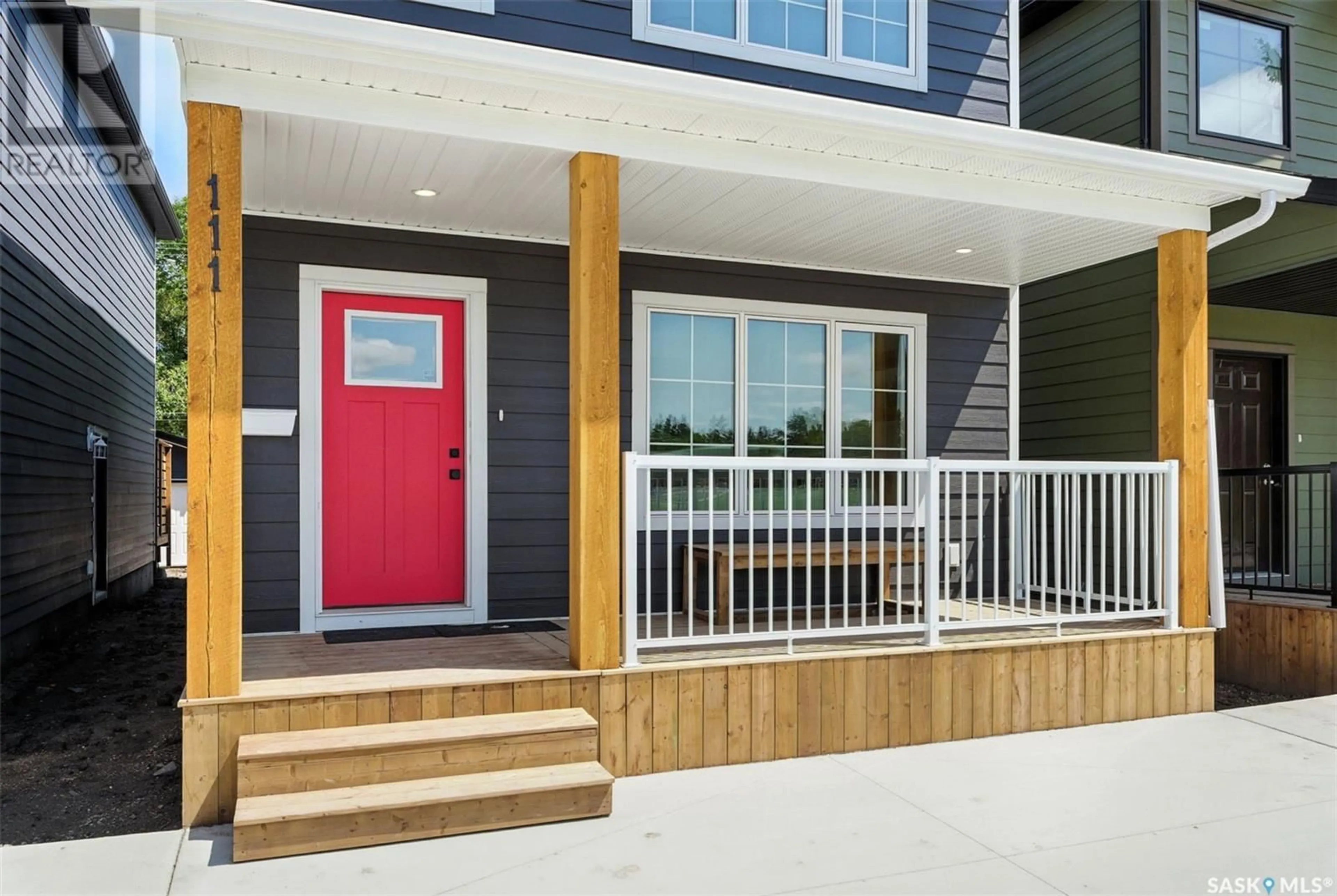 Indoor entryway for 111 BOTTOMLEY AVENUE, Saskatoon Saskatchewan S7N1L1