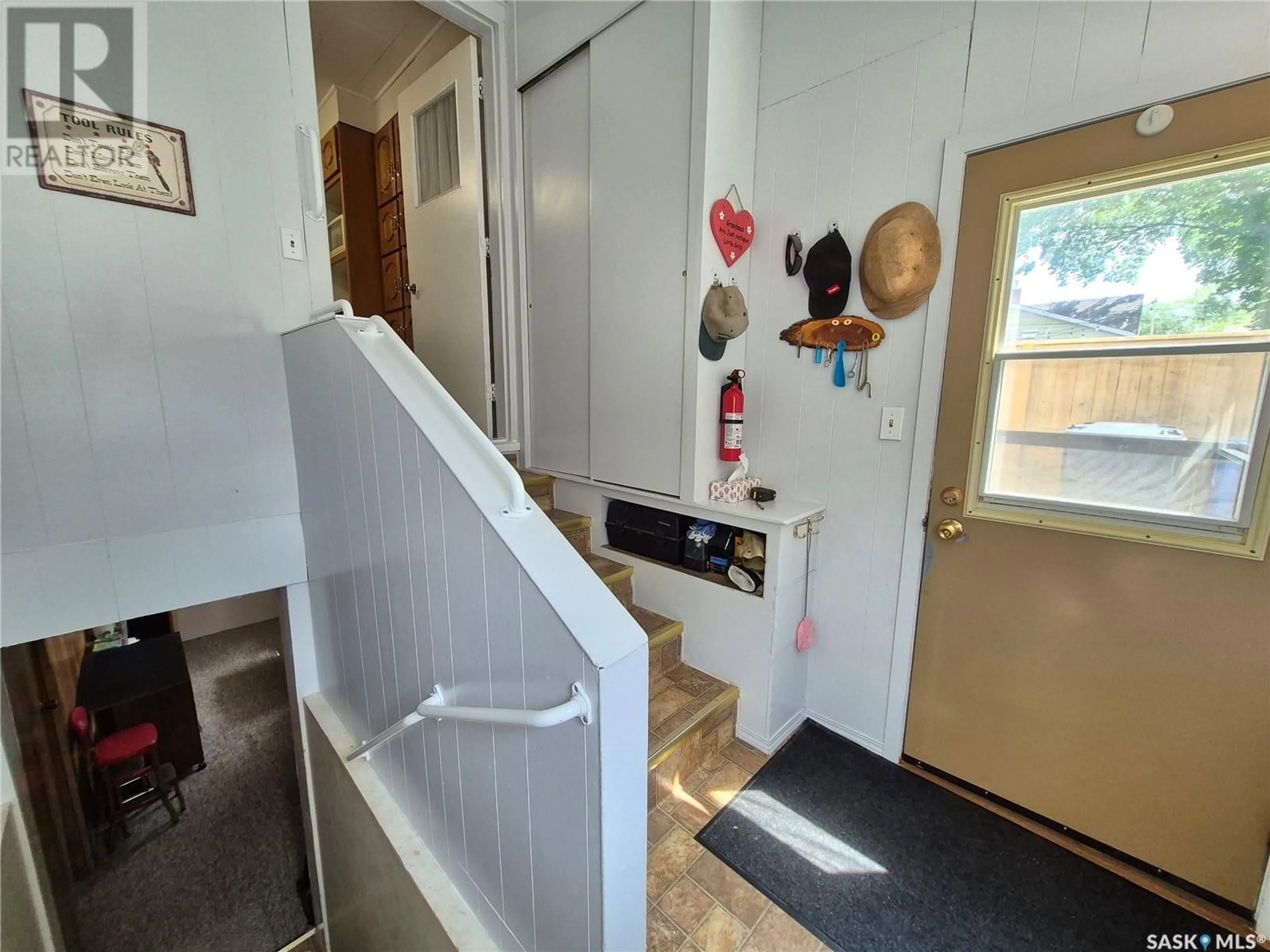 Unknown for 427 ALBERT STREET, Weyburn Saskatchewan S4H1G4