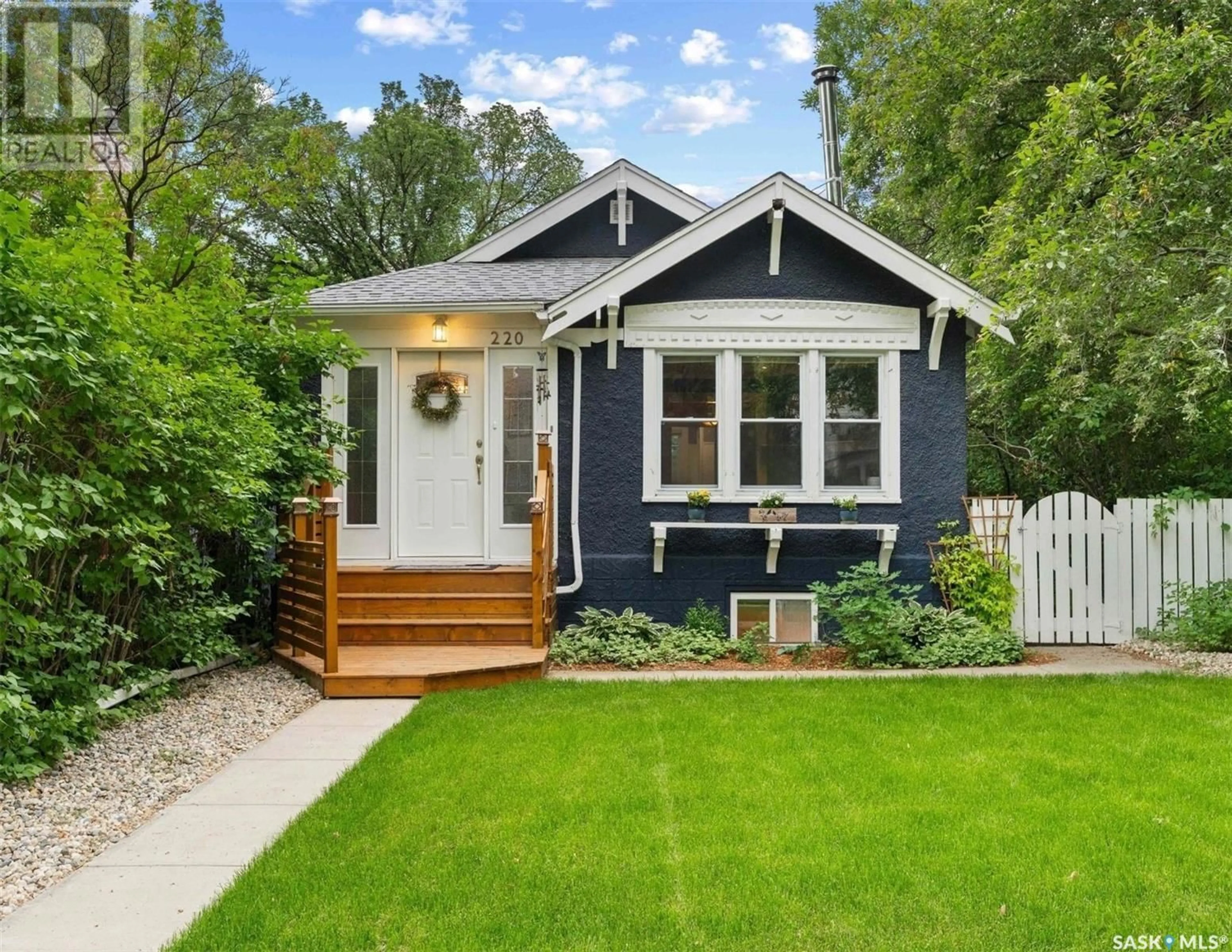 Home with vinyl exterior material, street for 220 ANGUS CRESCENT, Regina Saskatchewan S4T6N4