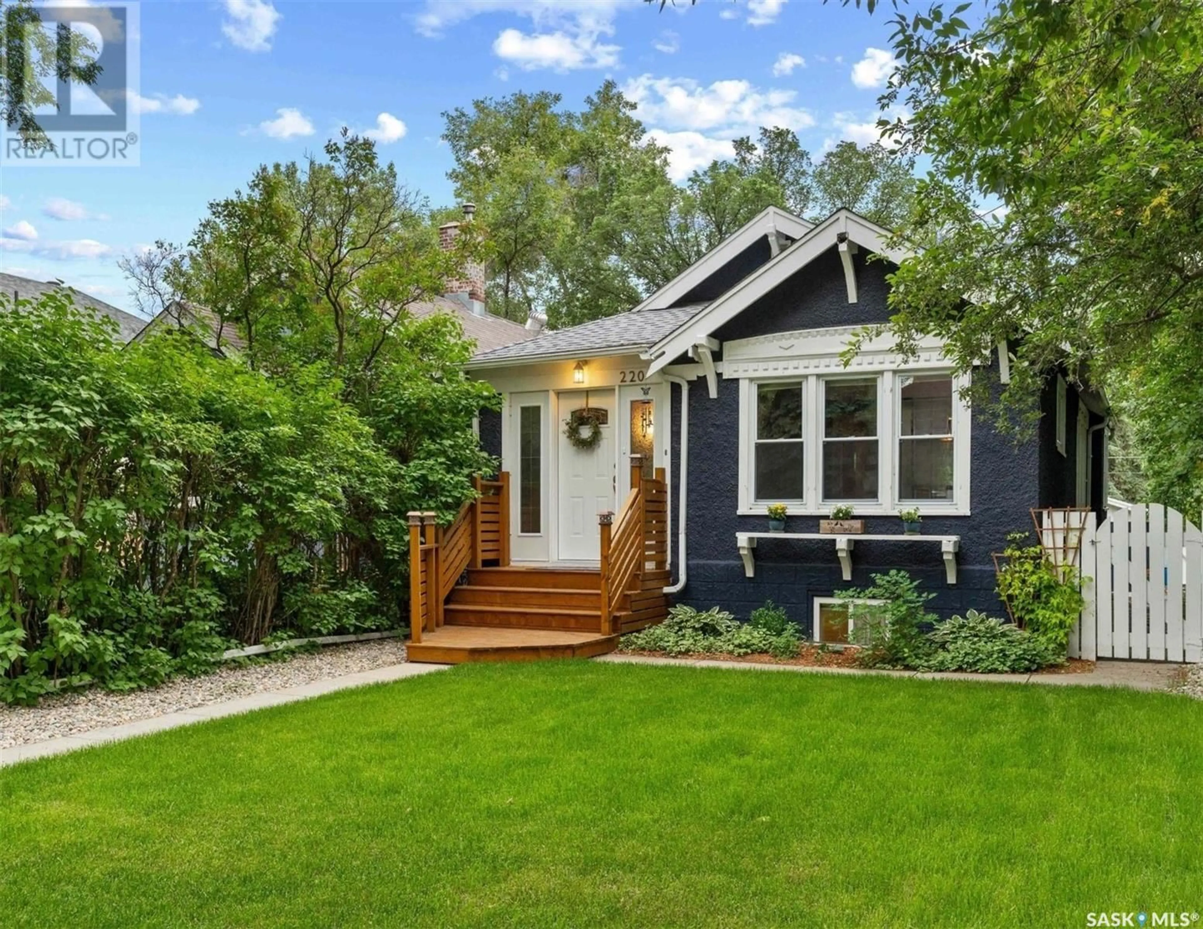 Home with vinyl exterior material, street for 220 ANGUS CRESCENT, Regina Saskatchewan S4T6N4