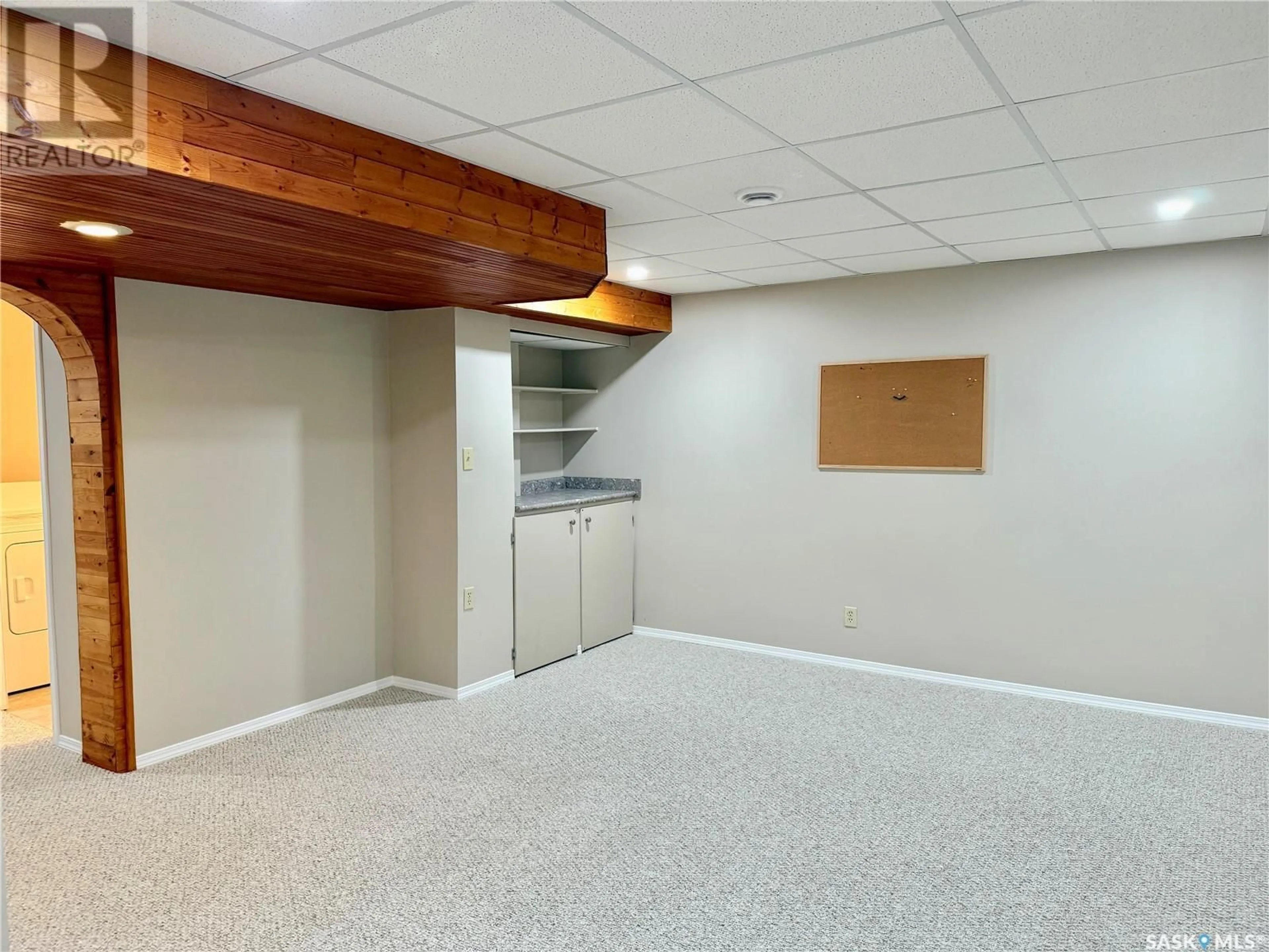 A pic of a room for 714 4TH STREET, Martensville Saskatchewan S0K0A2