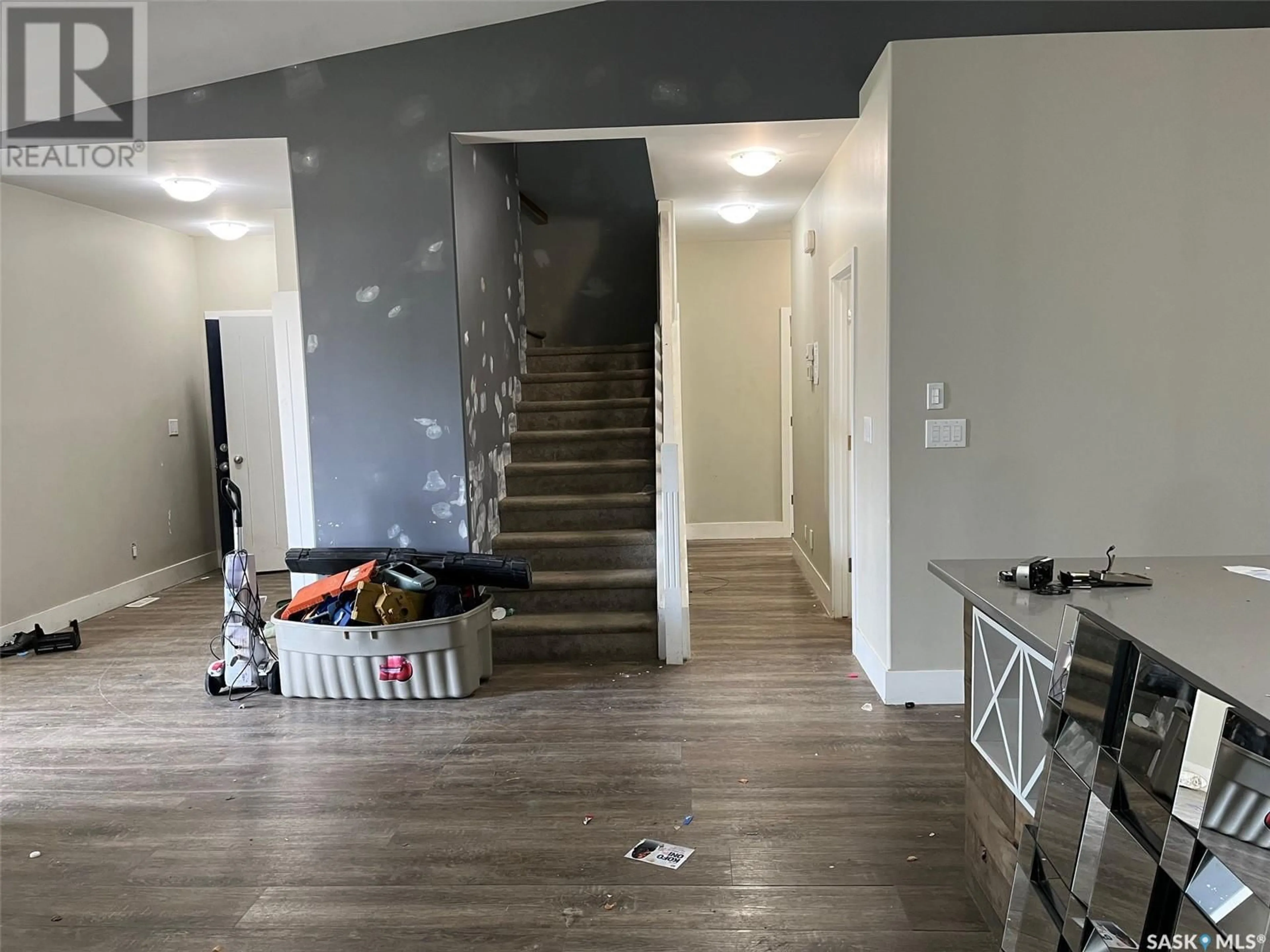 Indoor entryway for 2431 JAMESON CRESCENT, Regina Saskatchewan S4V1K2