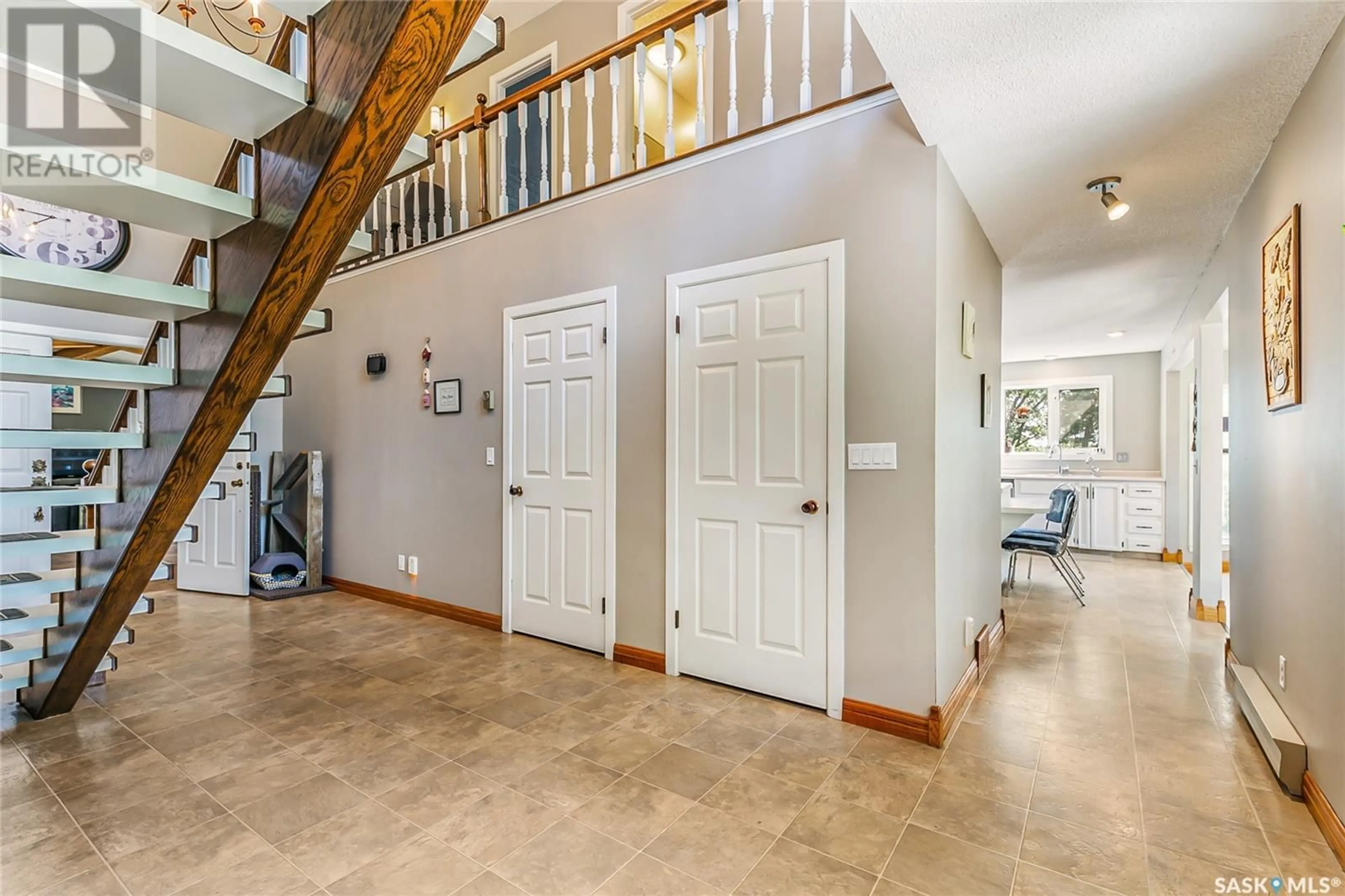 Indoor entryway for NERNBERG ACREAGE, Longlaketon Rm No. 219 Saskatchewan S0G0W0