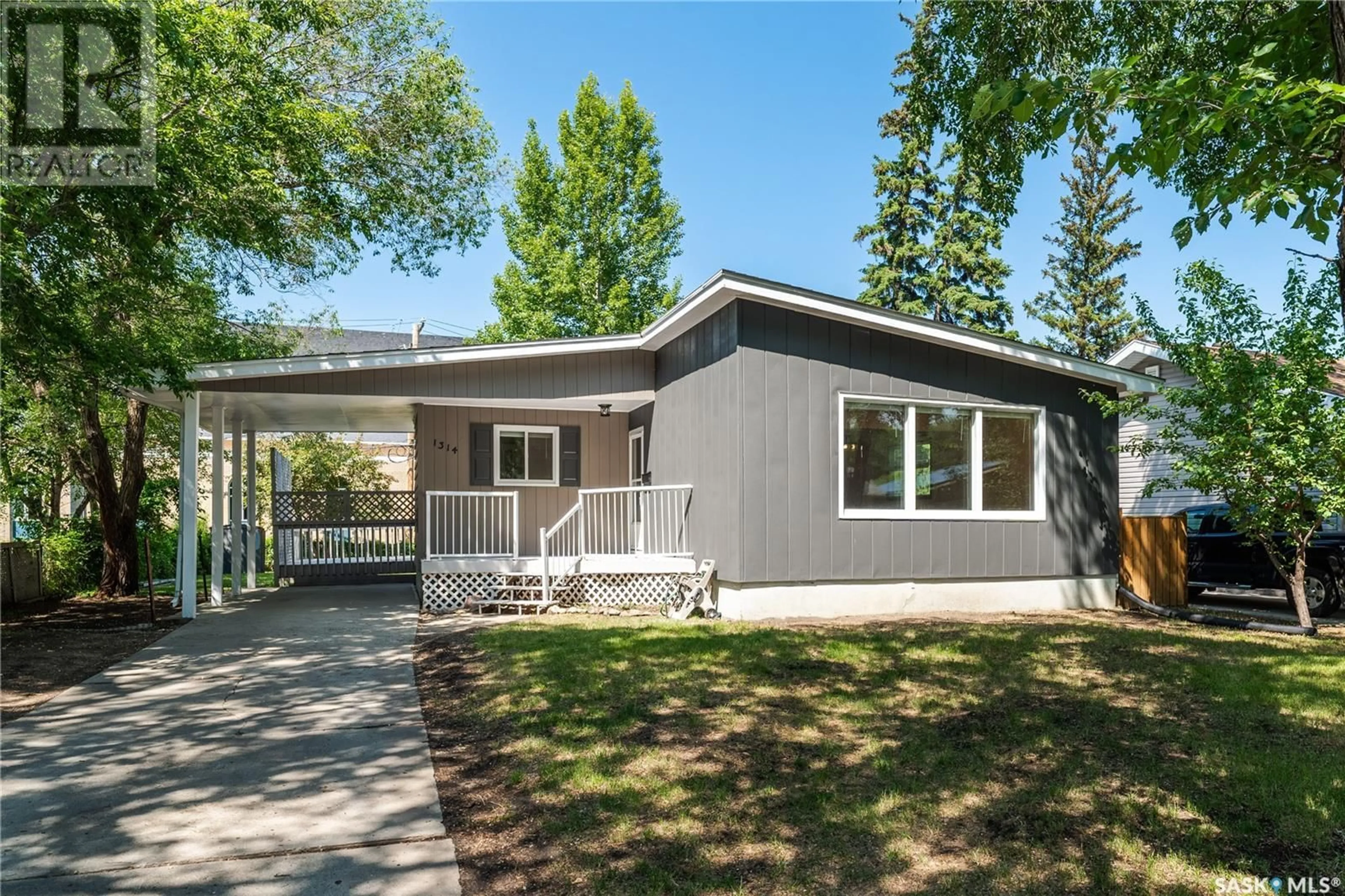 Home with vinyl exterior material, street for 1314 JUBILEE AVENUE, Regina Saskatchewan S4S3S9