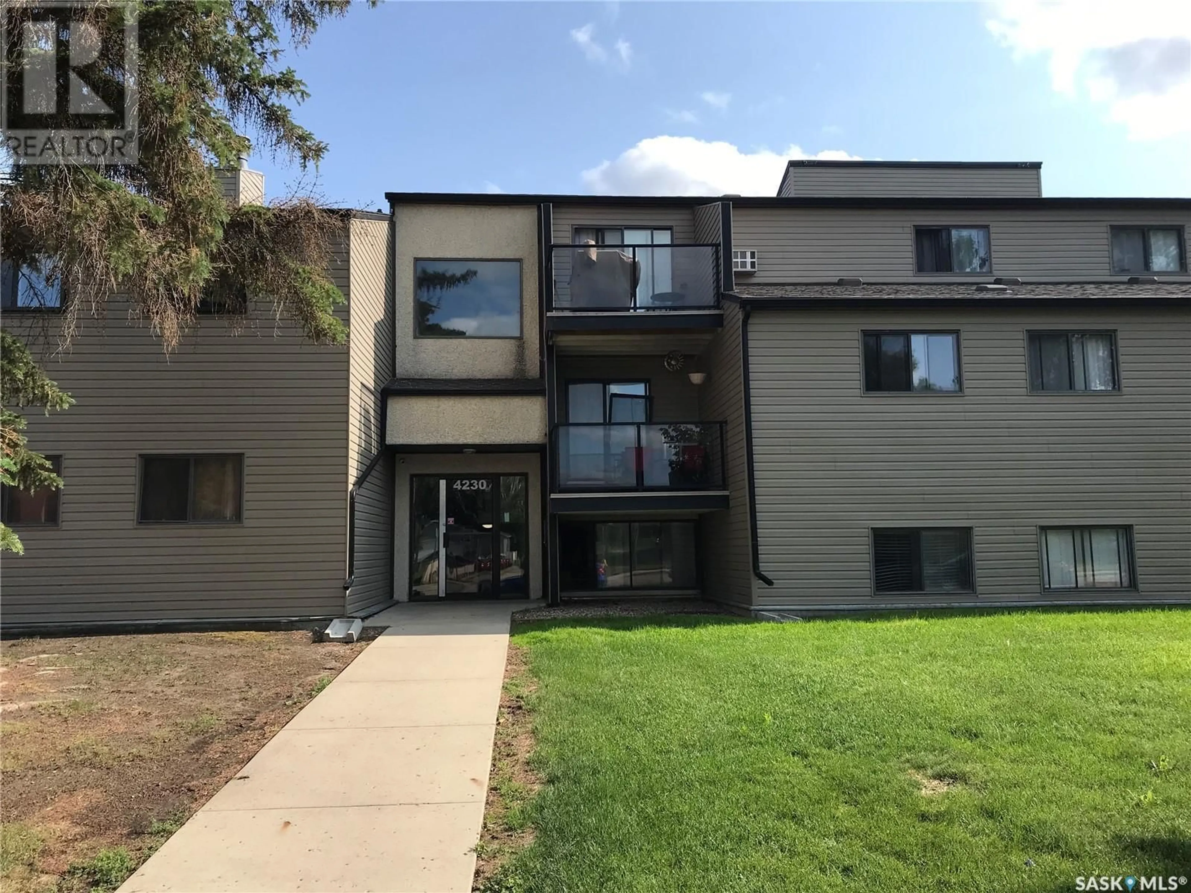 A pic from outside/outdoor area/front of a property/back of a property/a pic from drone, unknown for 4230 - 312 DEGEER STREET, Saskatoon Saskatchewan S7H5G9