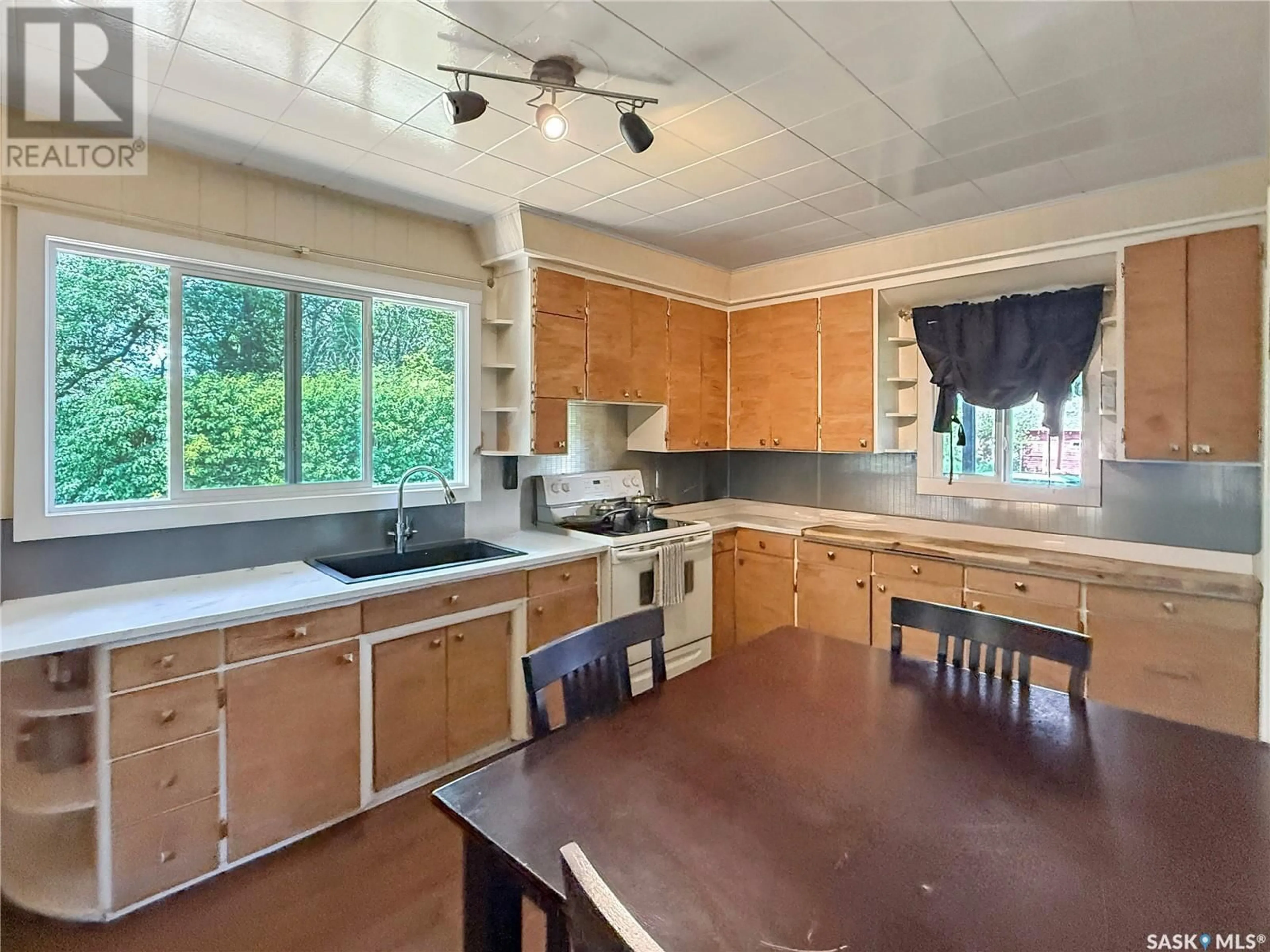 Standard kitchen, unknown for Acreage FORT A LA CORNE RD, Garden River Rm No. 490 Saskatchewan S0J2Z0