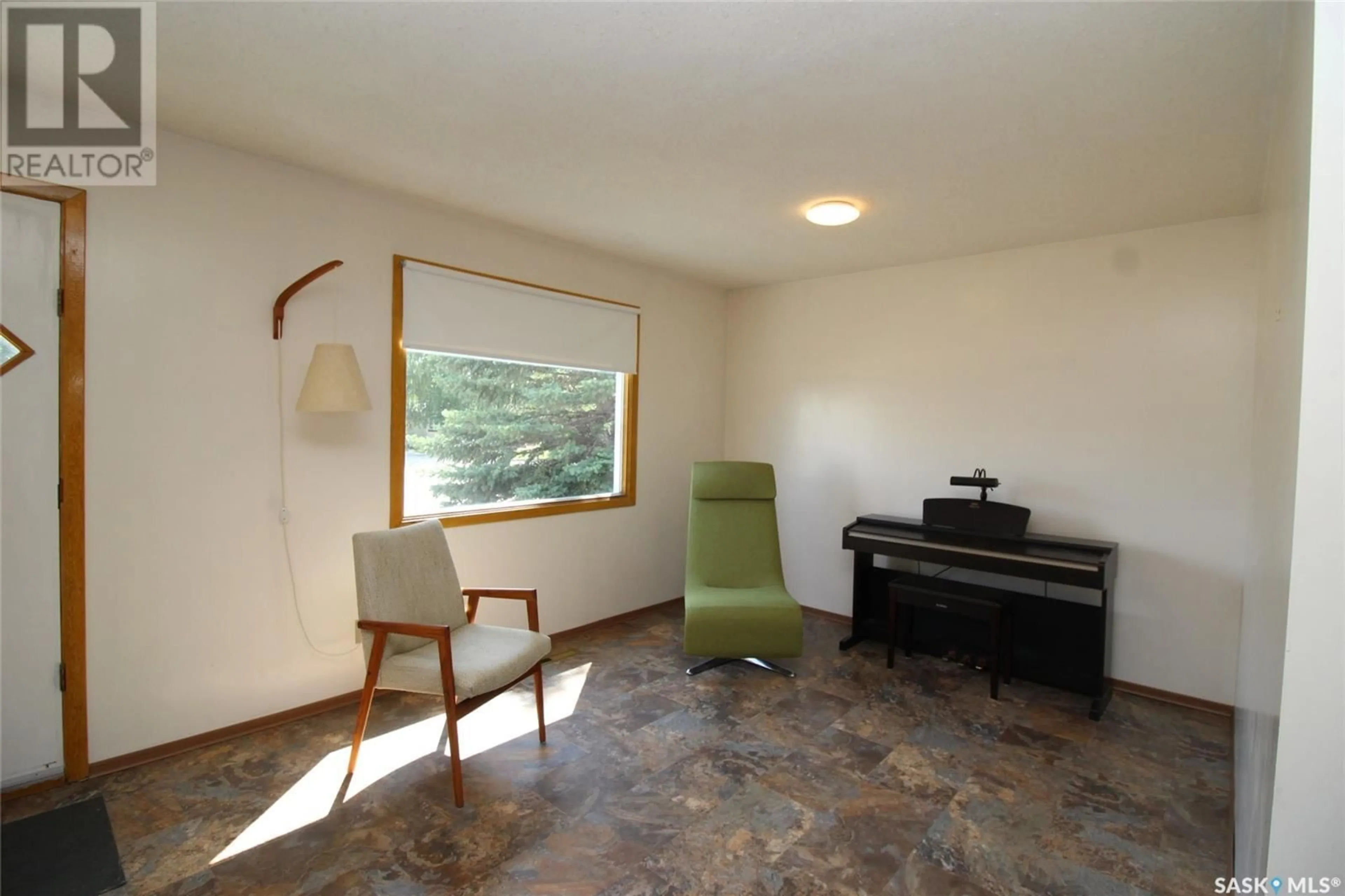 A pic of a room for 431 REDCOAT DRIVE, Eastend Saskatchewan S0N0T0