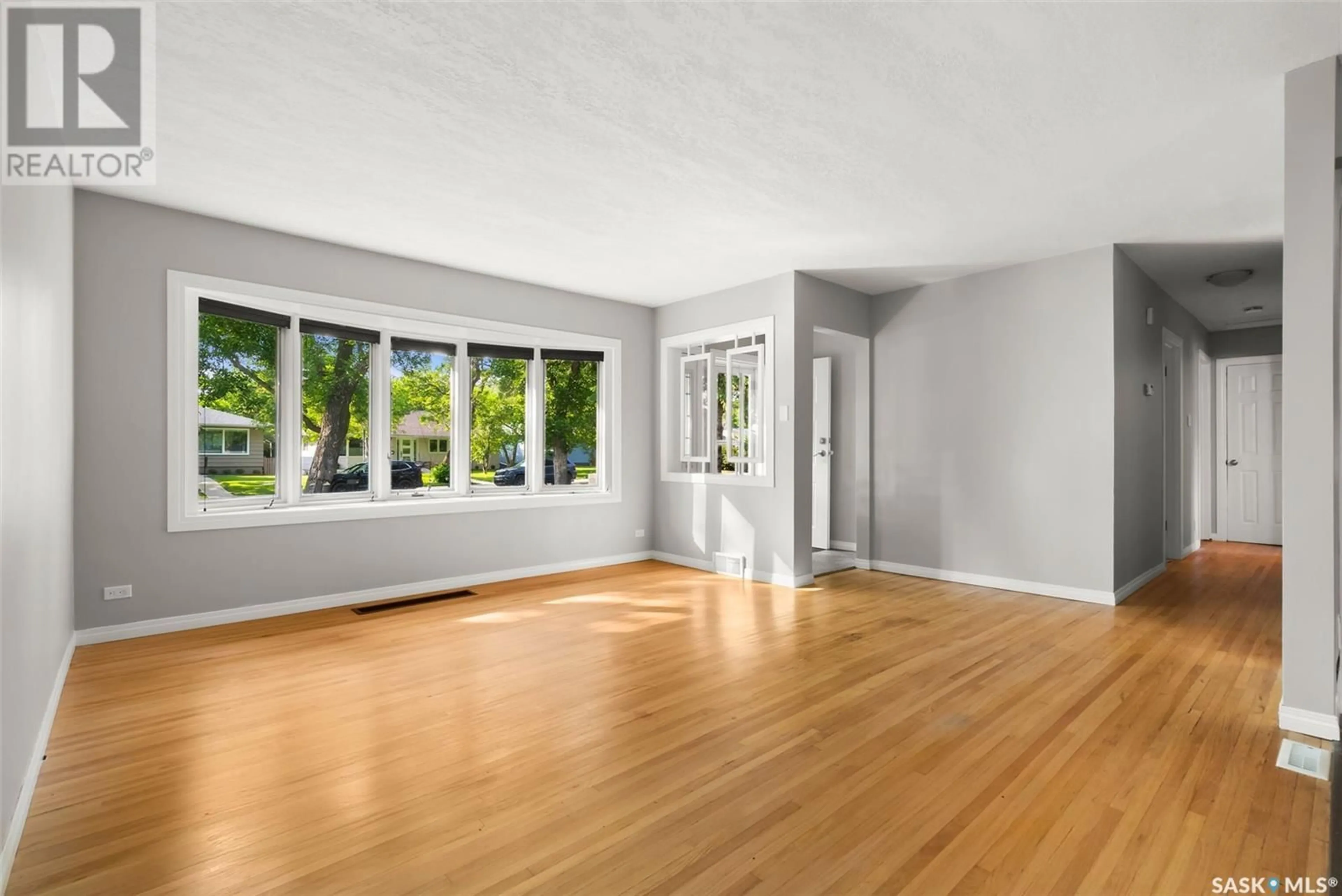 A pic of a room for 3437 WESTGATE AVENUE, Regina Saskatchewan S4S1B6